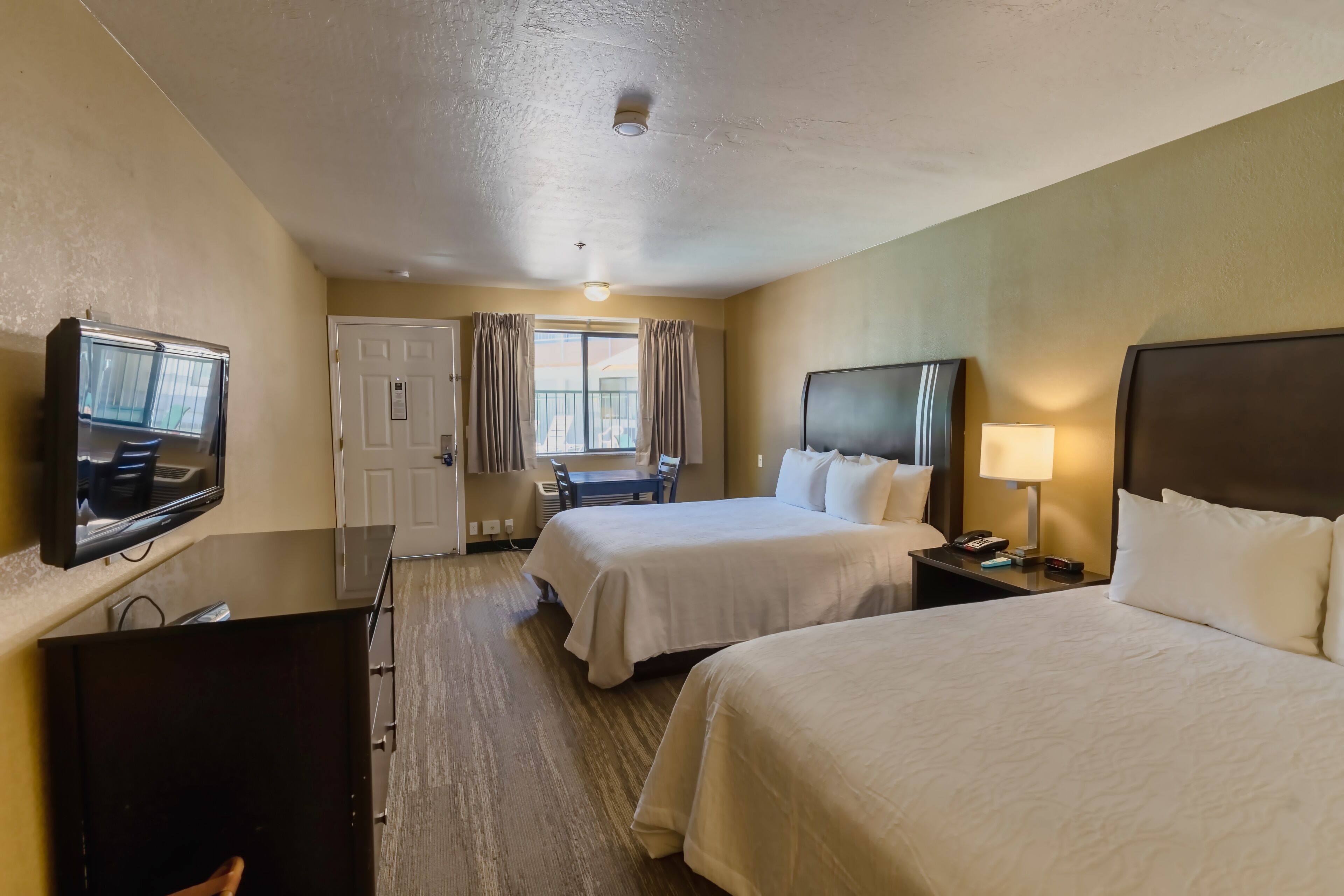 The Oakhurst Inn at Yosemite