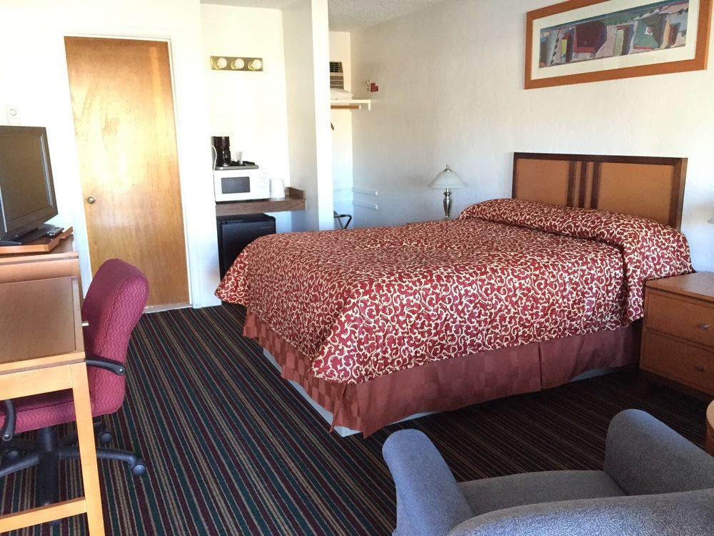 Klamath Motor Lodge