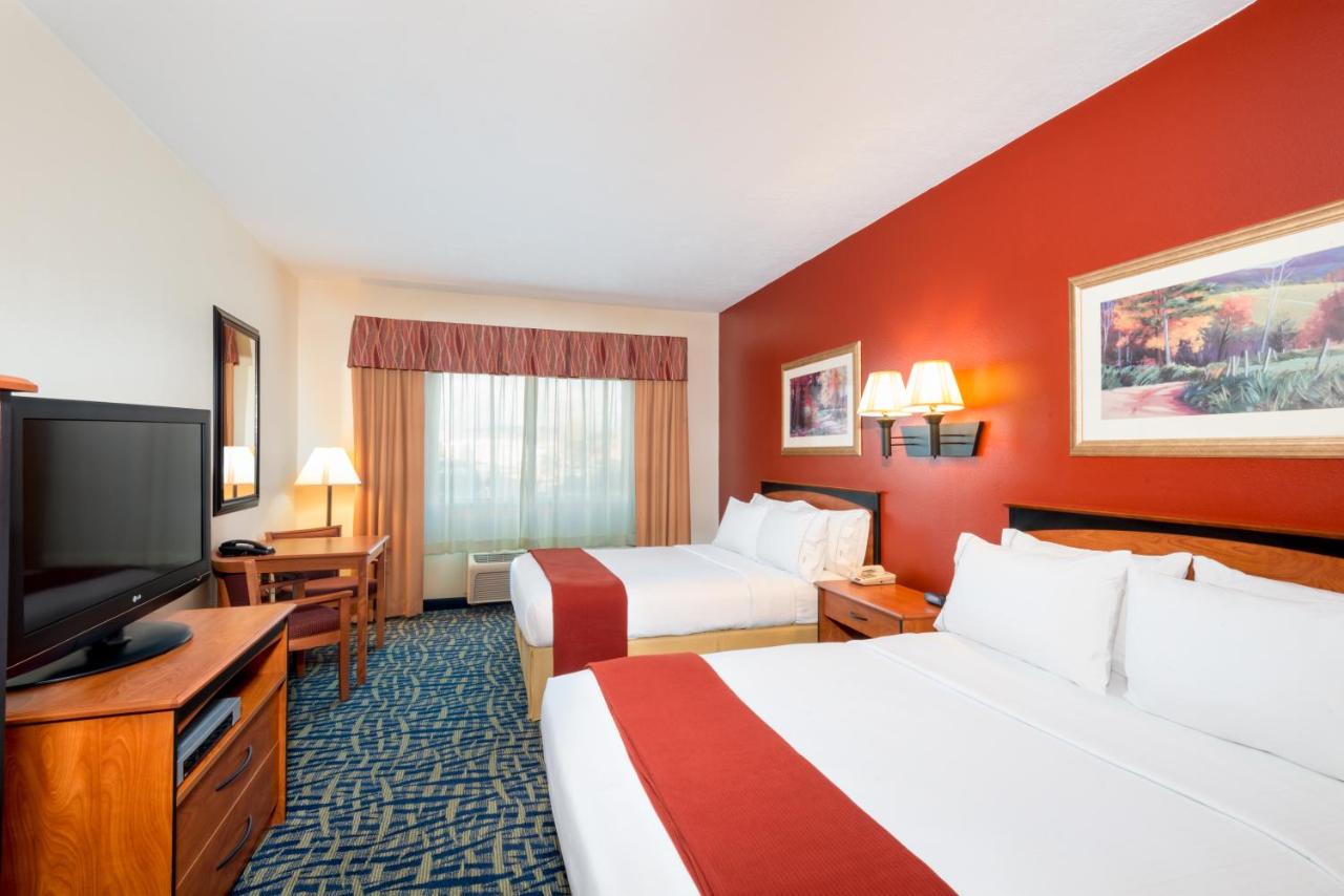Holiday Inn Express & Suites Alamosa