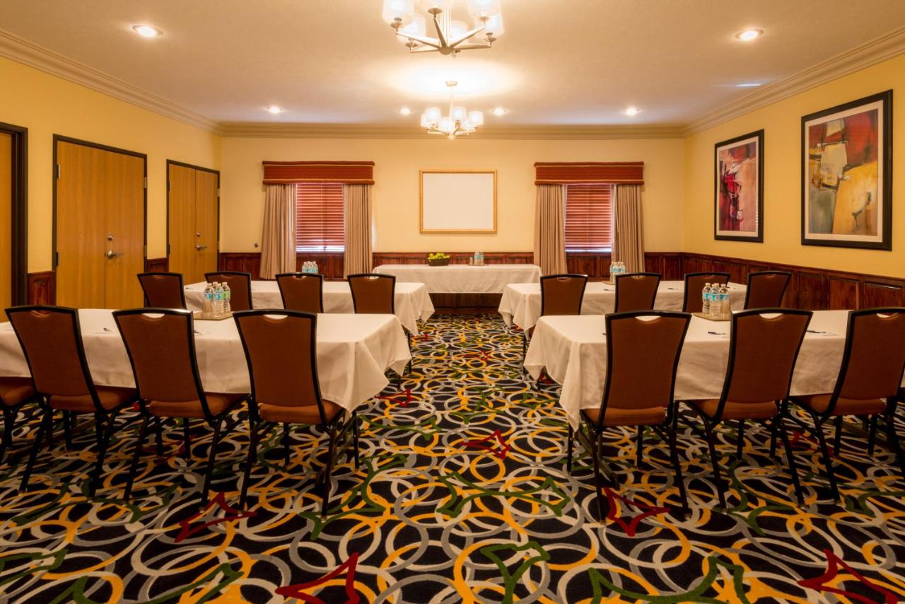 Holiday Inn Express & Suites Alamosa
