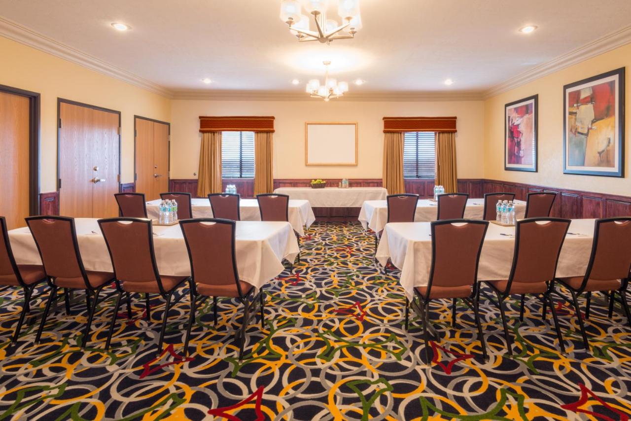 Holiday Inn Express & Suites Alamosa