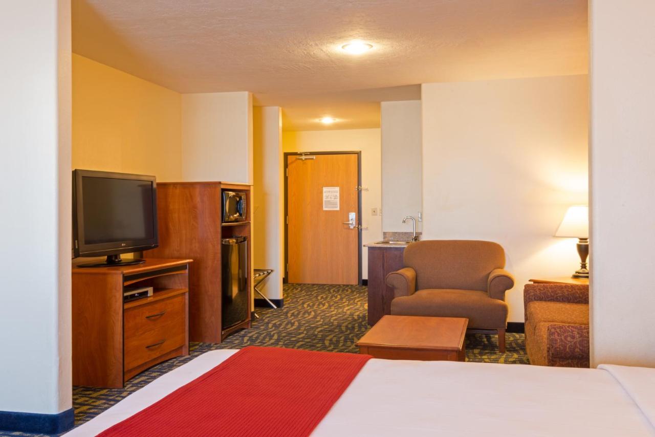 Holiday Inn Express & Suites Alamosa