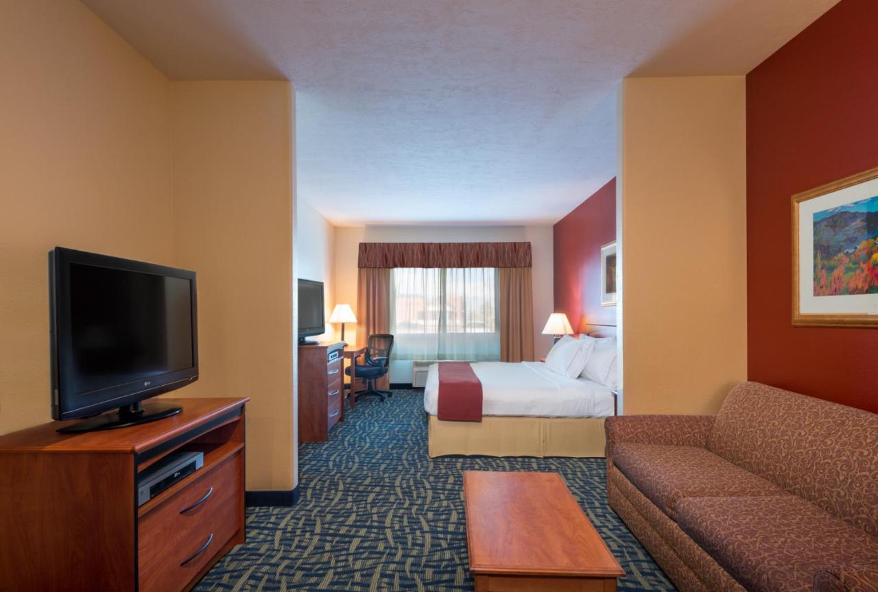 Holiday Inn Express & Suites Alamosa