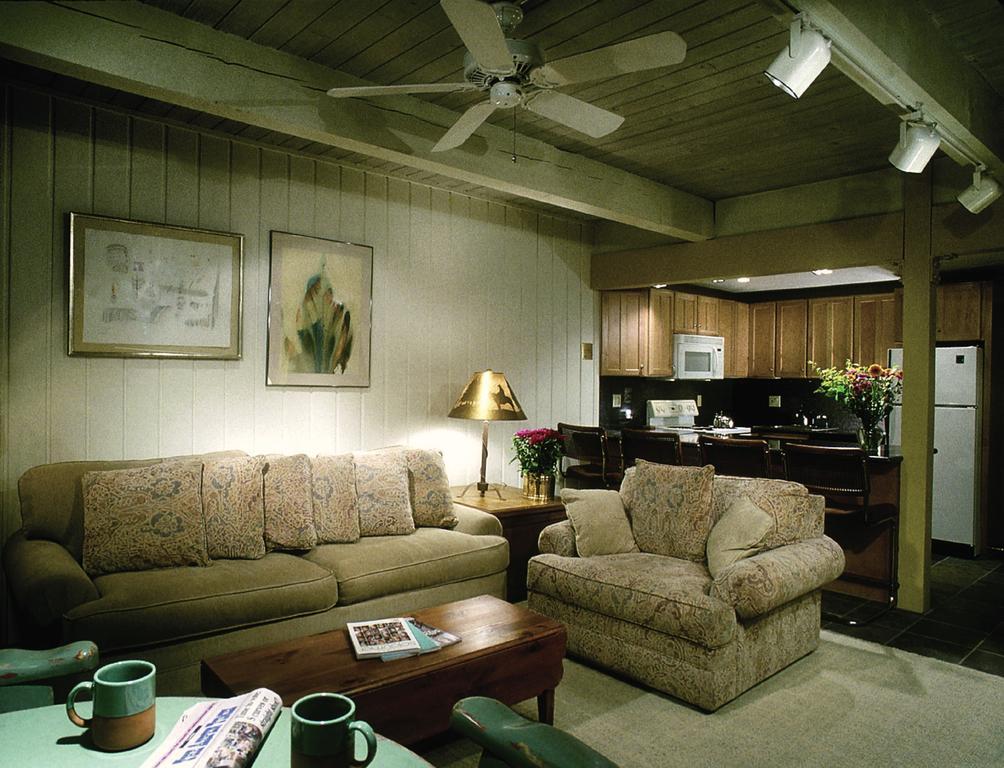 Aspen Square Hotel