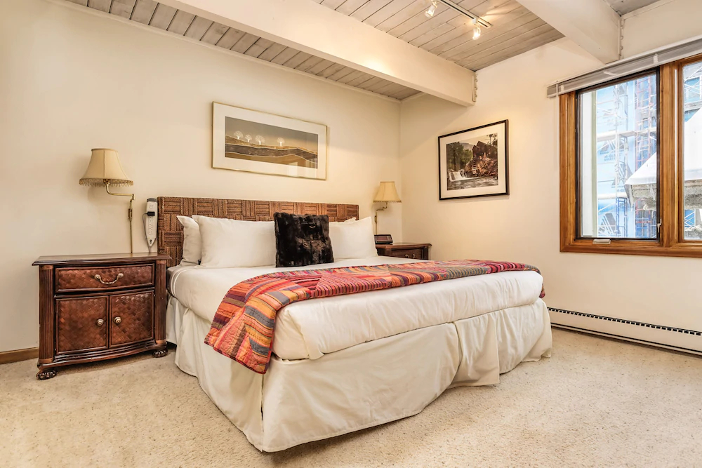 Chateau Chaumont & Chateau Dumont by Frias Properties