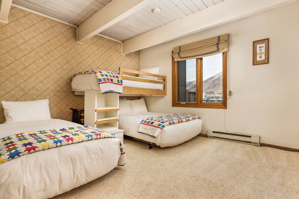 Chateau Chaumont & Chateau Dumont by Frias Properties