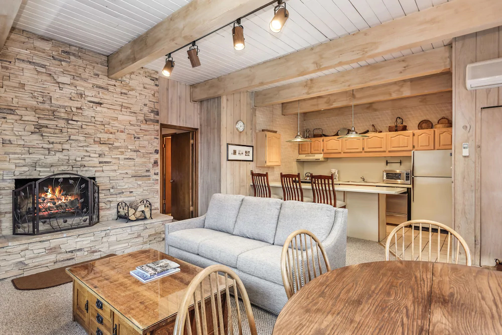 Chateau Chaumont & Chateau Dumont by Frias Properties