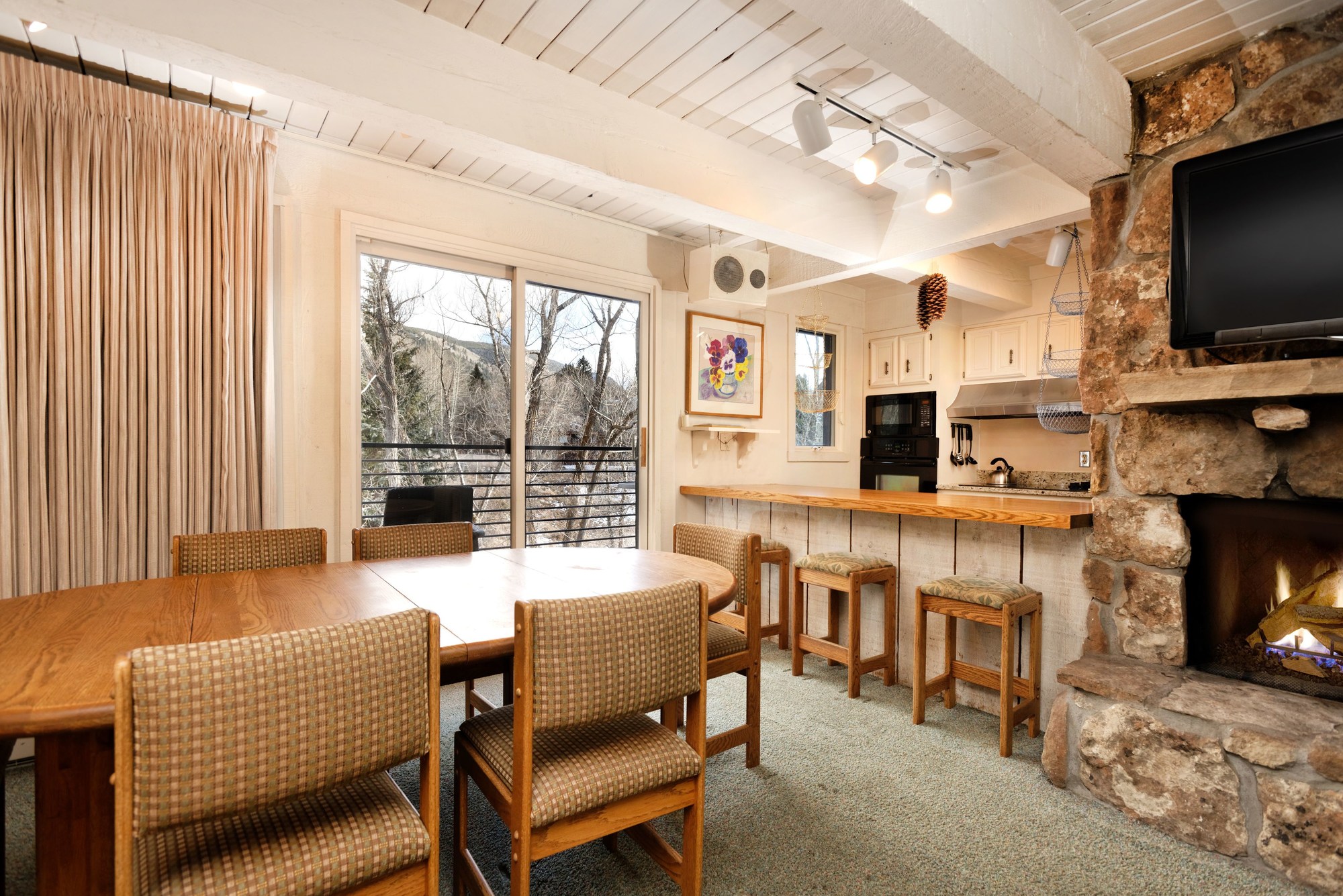 Chateau Roaring Fork