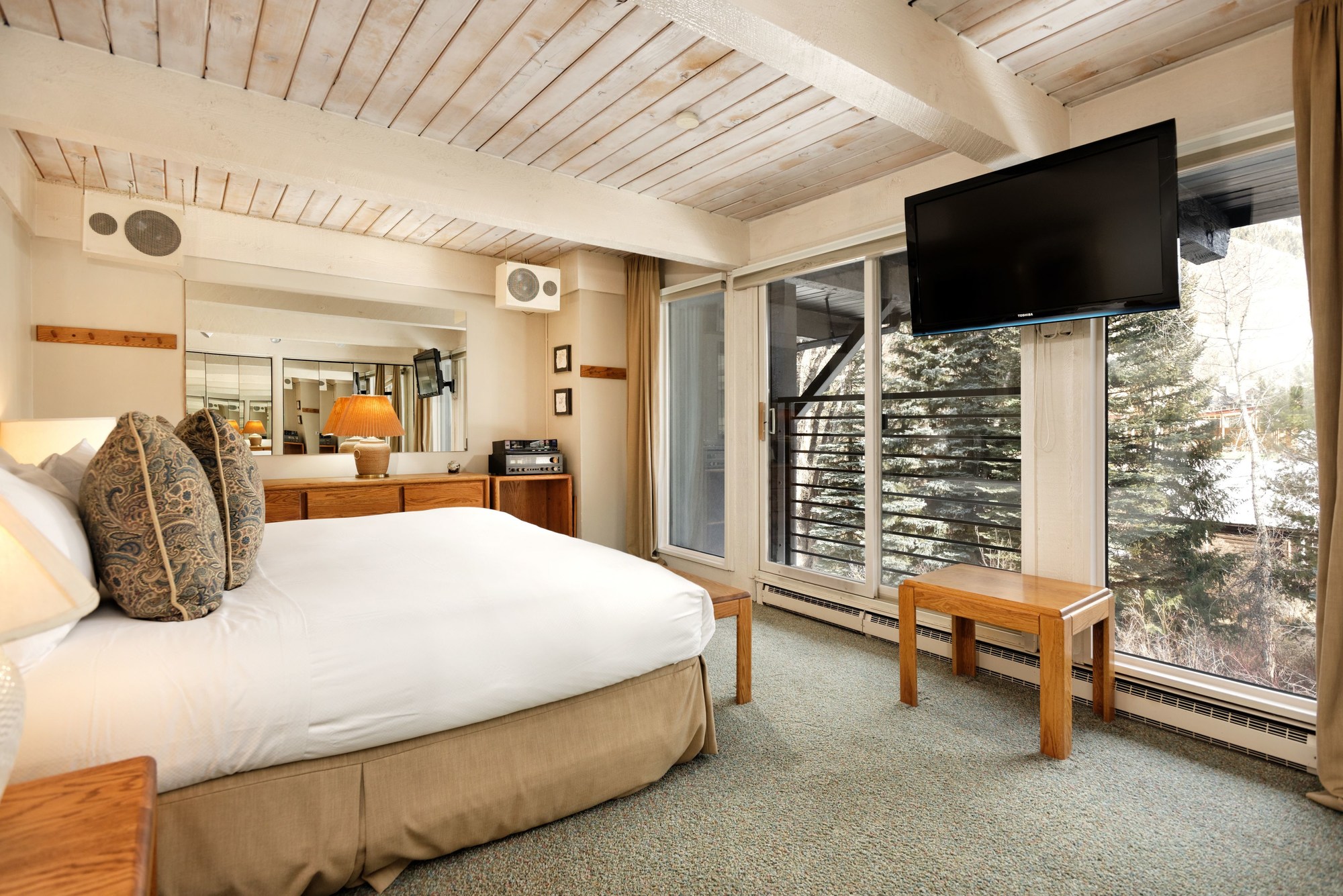 Chateau Roaring Fork