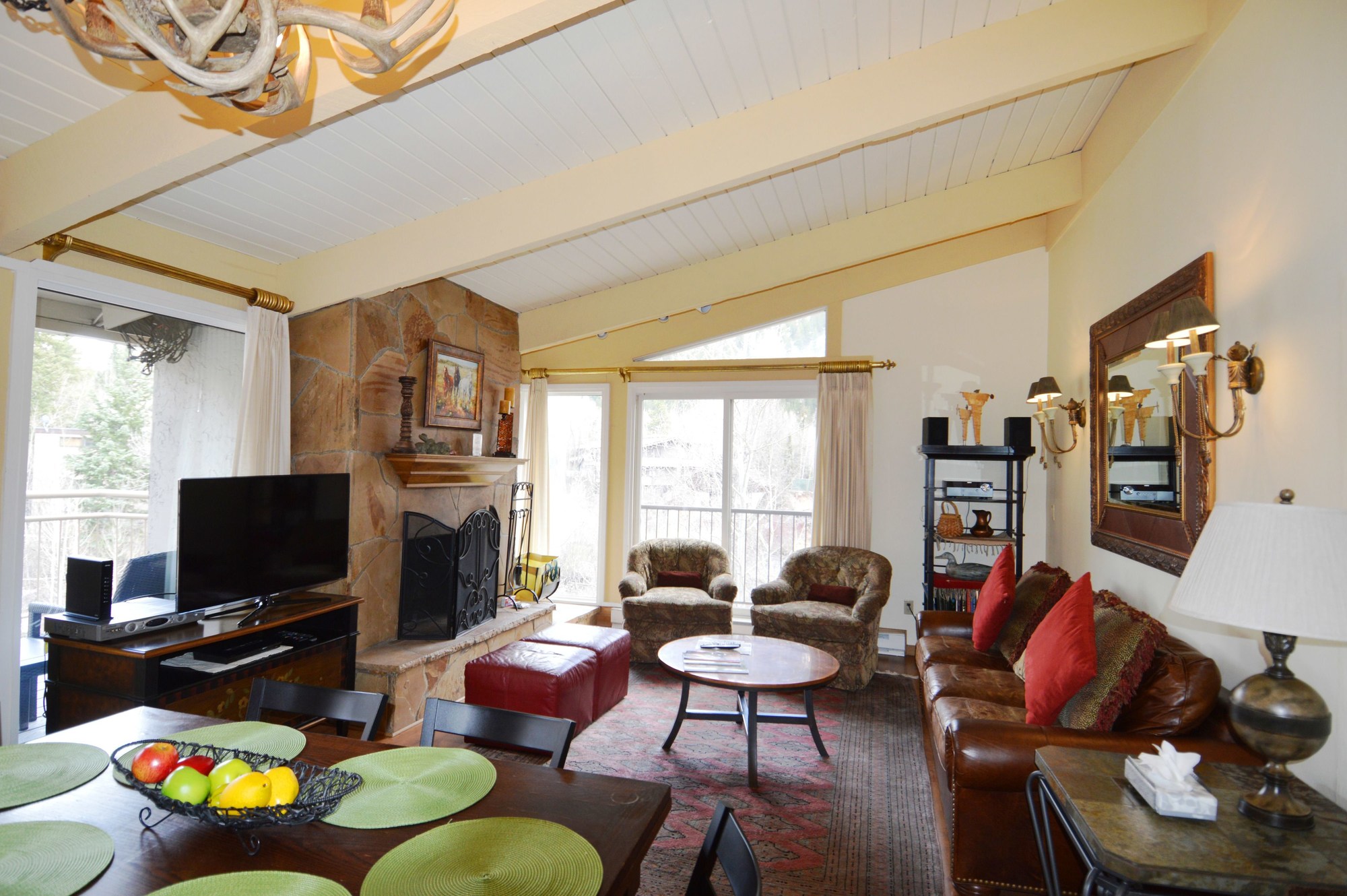 Chateau Roaring Fork