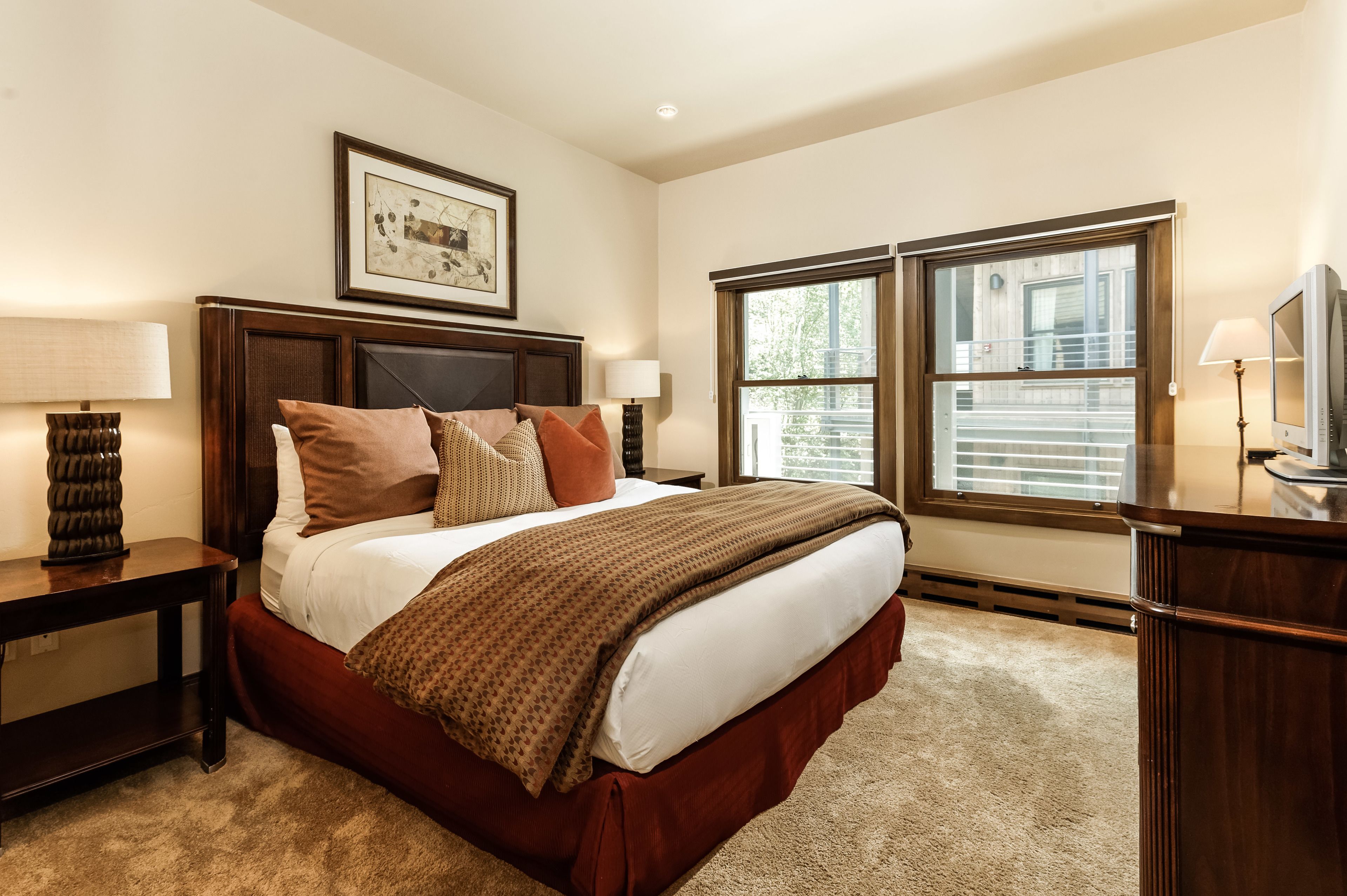 Durant by Frias Properties Hotel