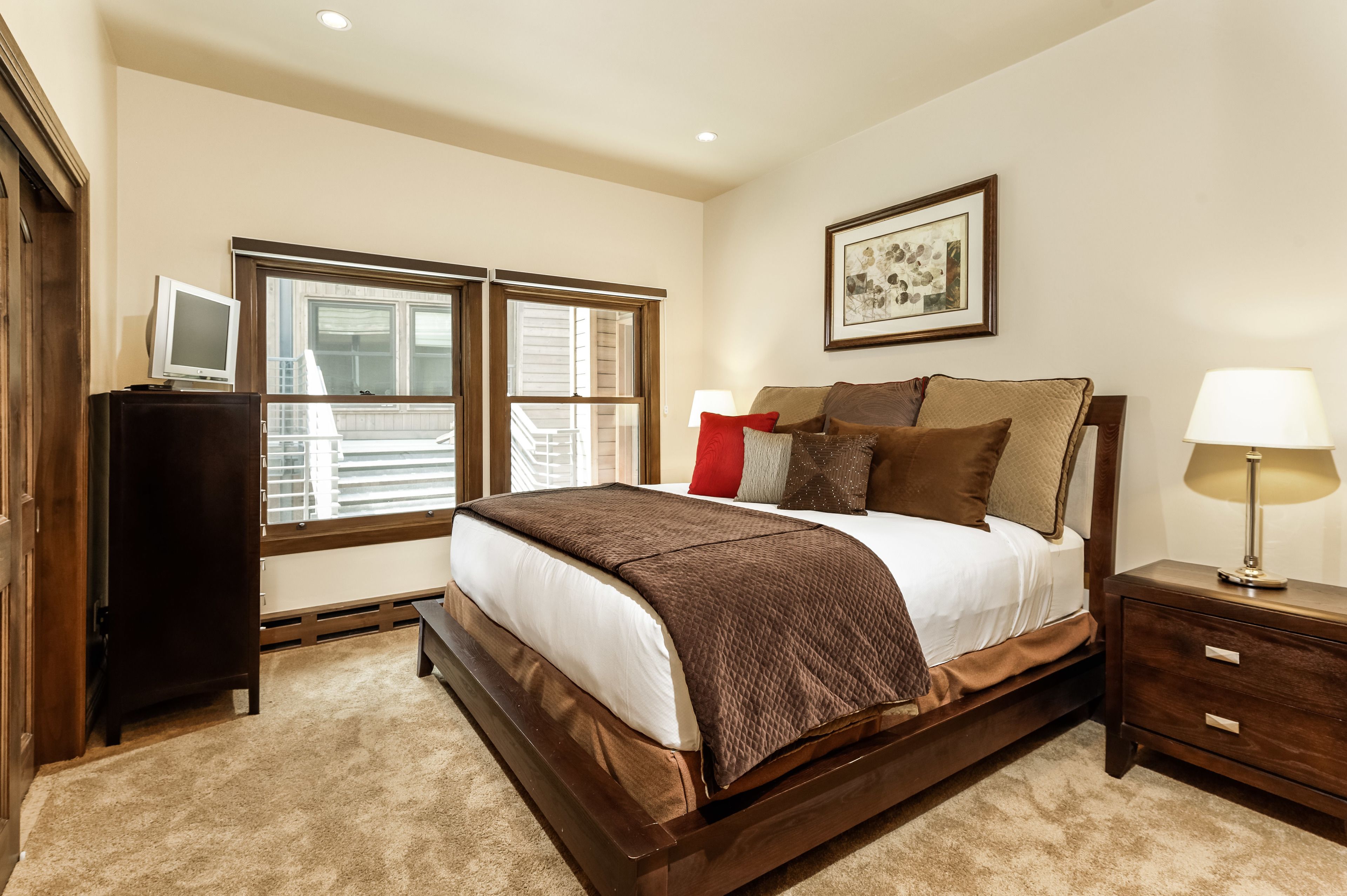 Durant by Frias Properties Hotel
