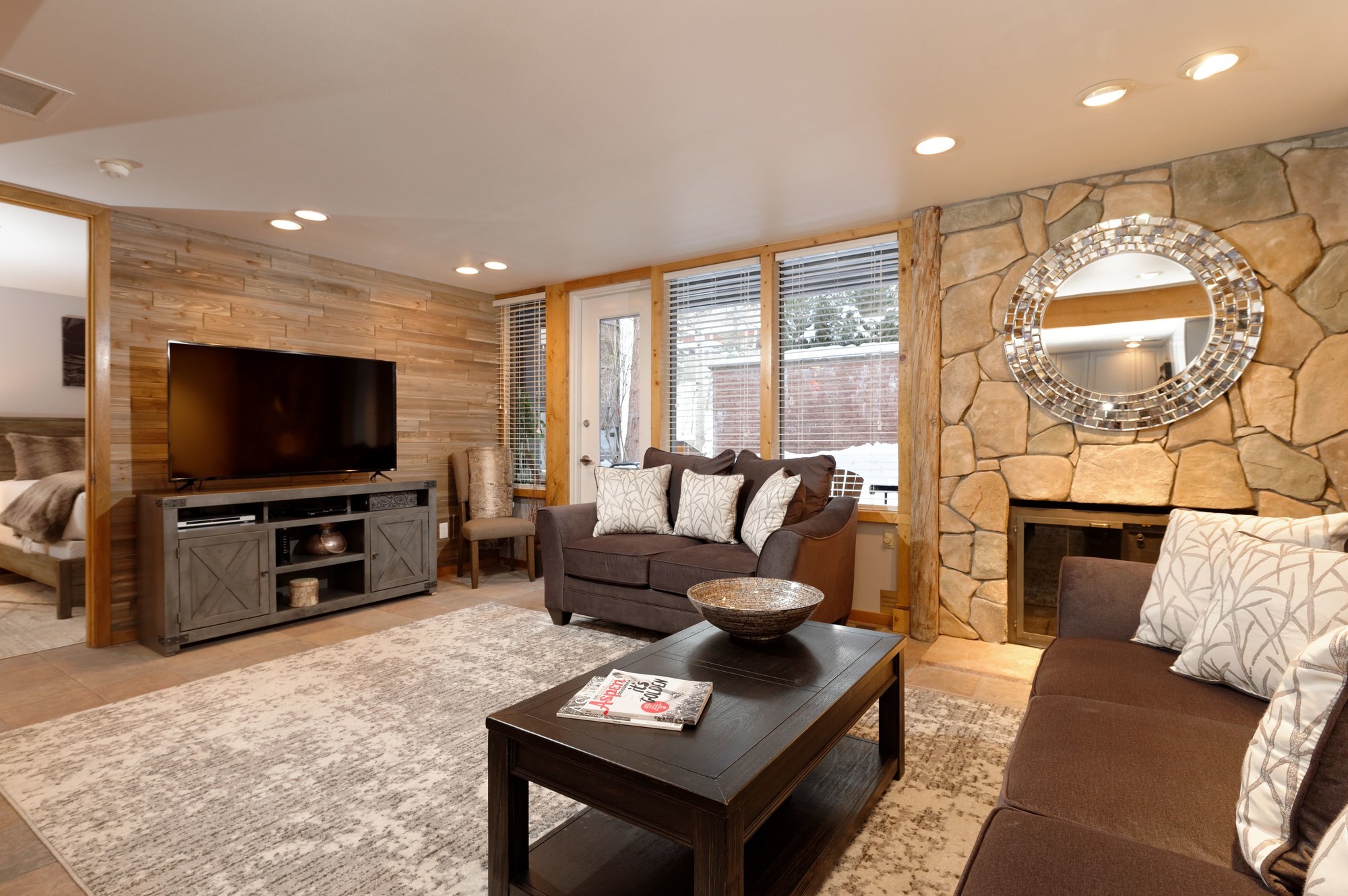 Fifth Avenue by Frias Properties
