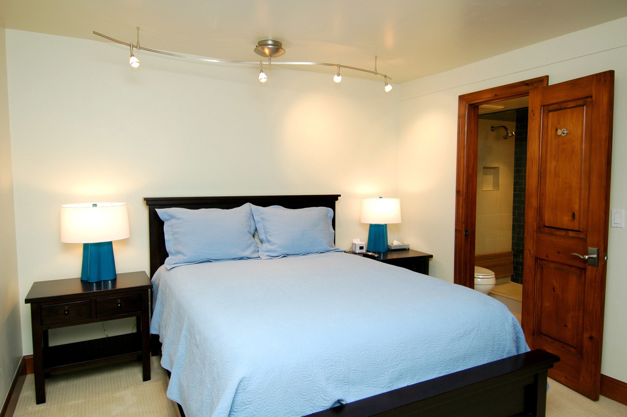 Fifth Avenue by Frias Properties