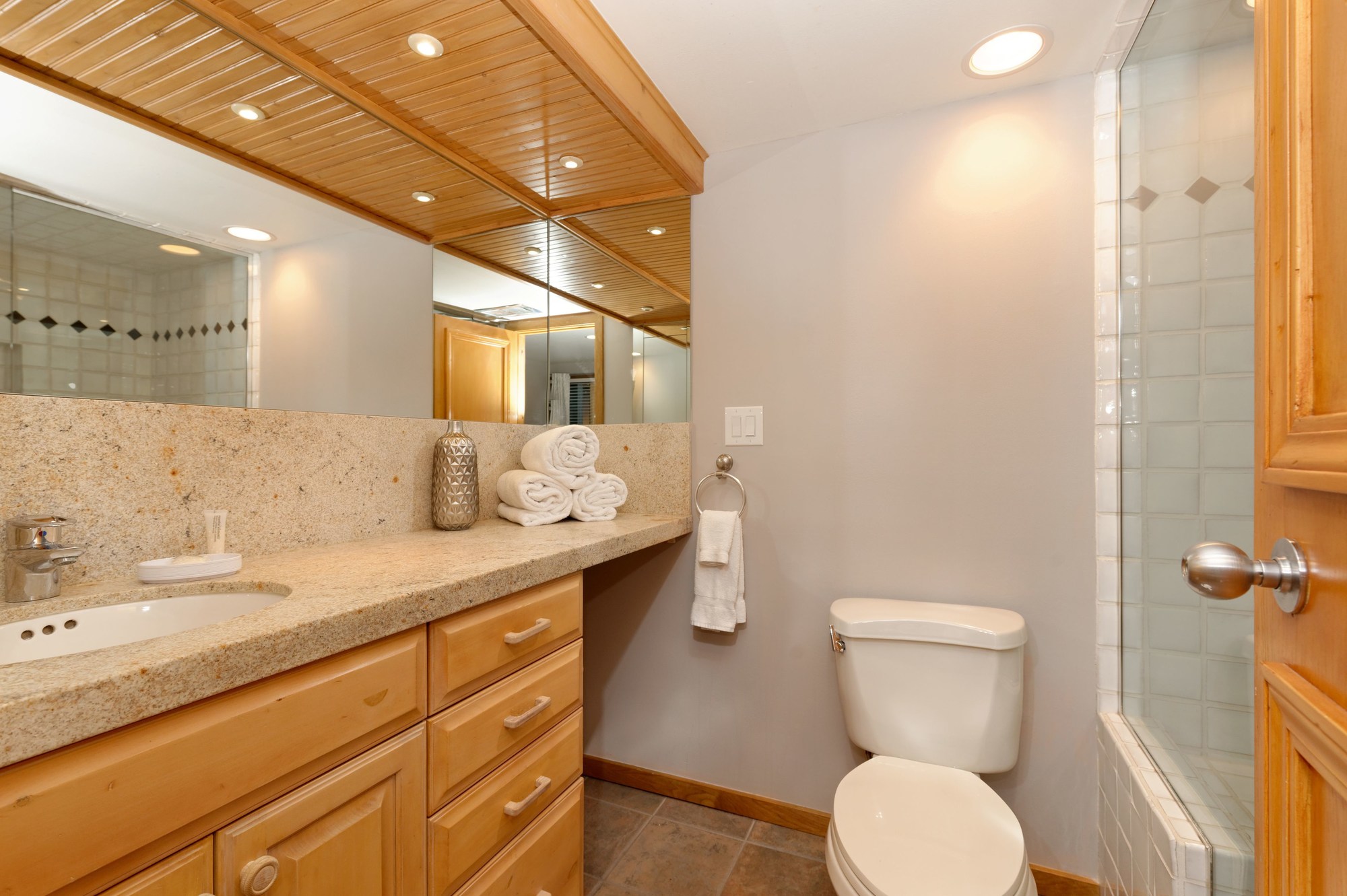 Fifth Avenue by Frias Properties