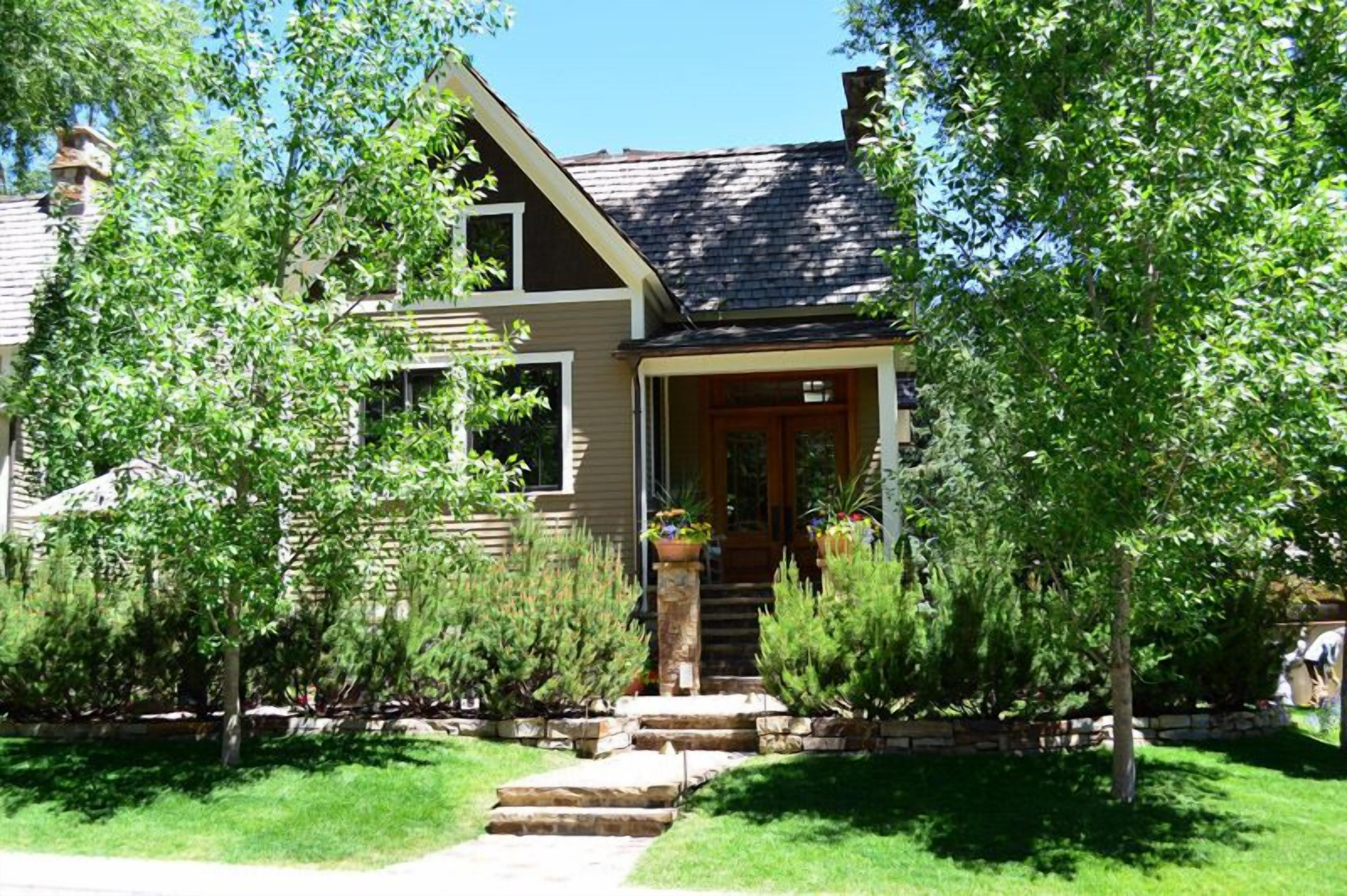 Frias Properties of Aspen