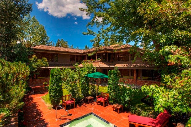 Hearthstone House