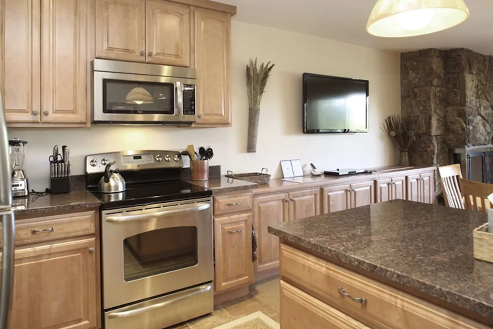 Lichenhearth Condominiums