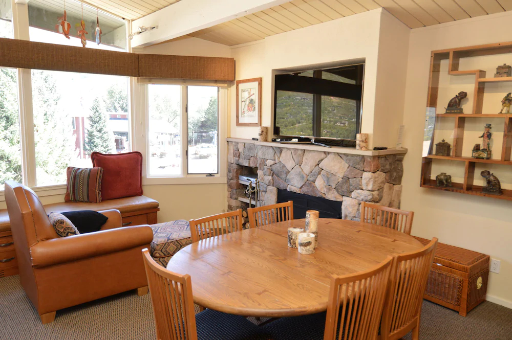 Shadow Mountain by Frias Properties