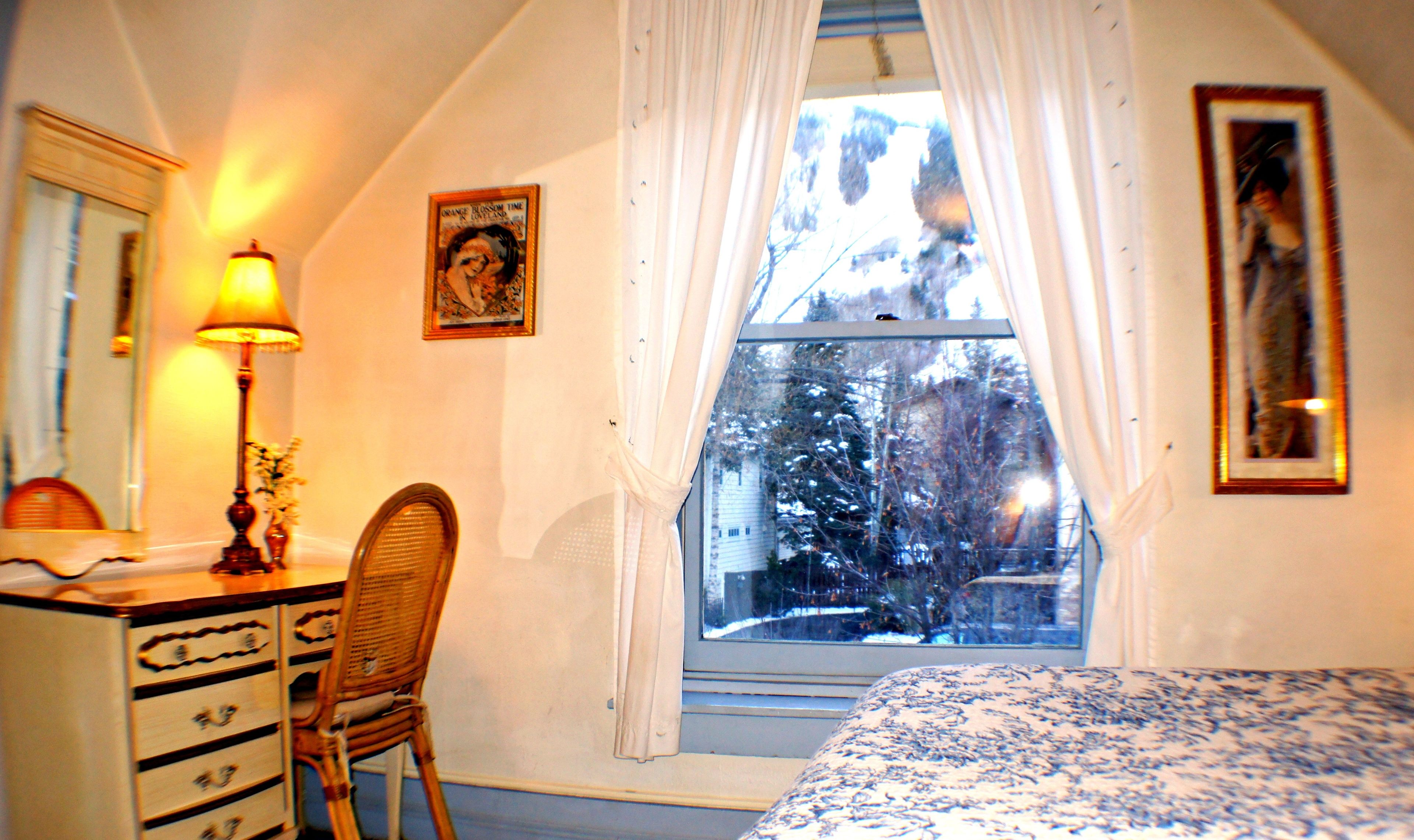 The Snow Queen Lodge and Cooper Street Lofts