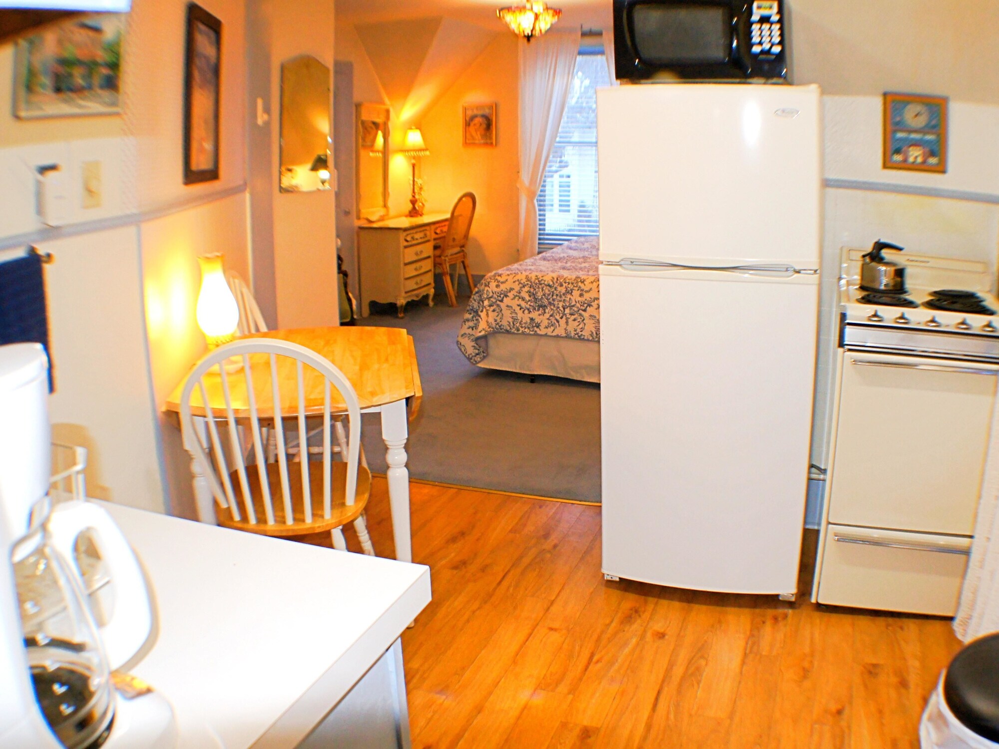 The Snow Queen Lodge and Cooper Street Lofts