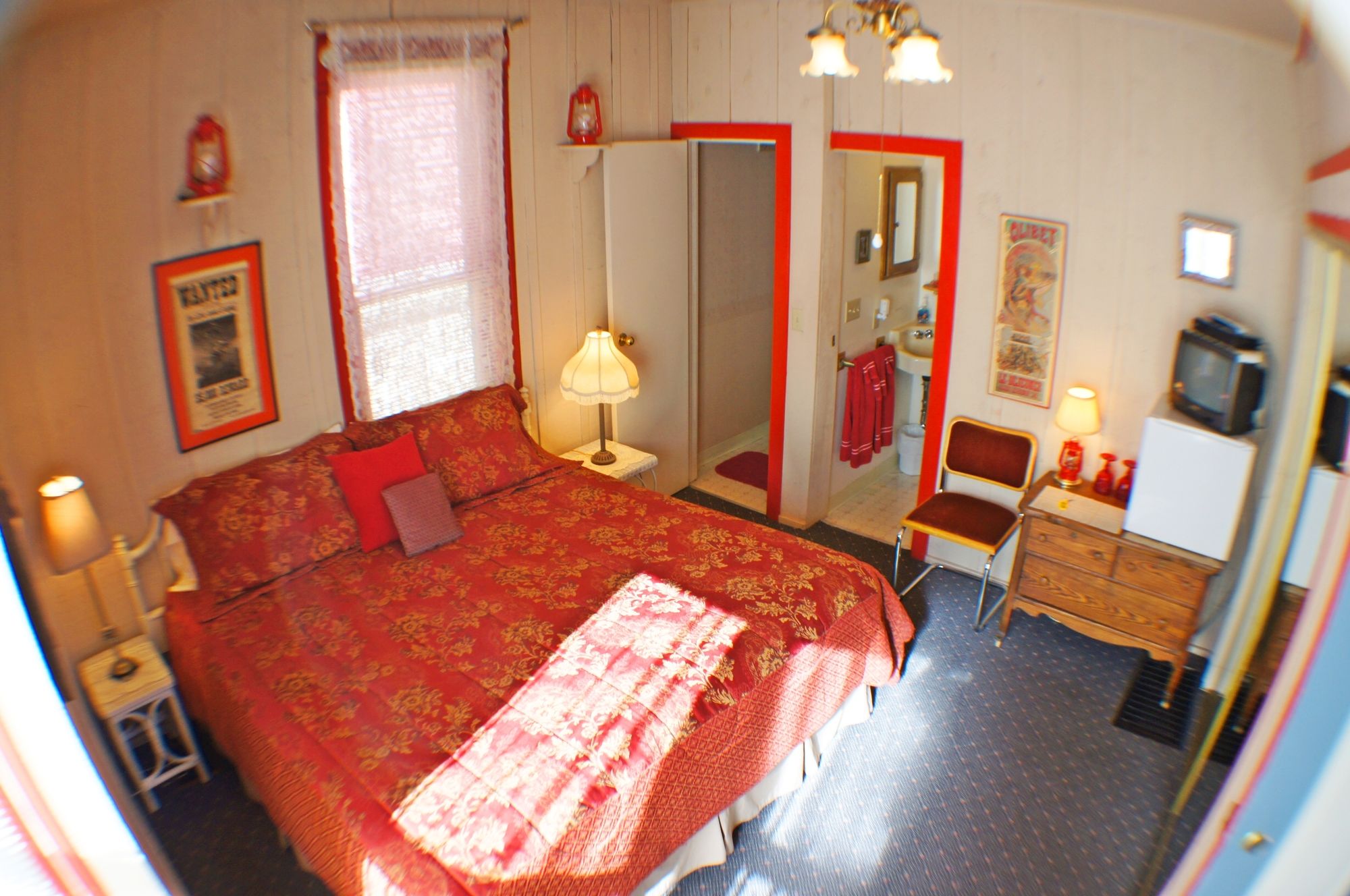 The Snow Queen Lodge and Cooper Street Lofts