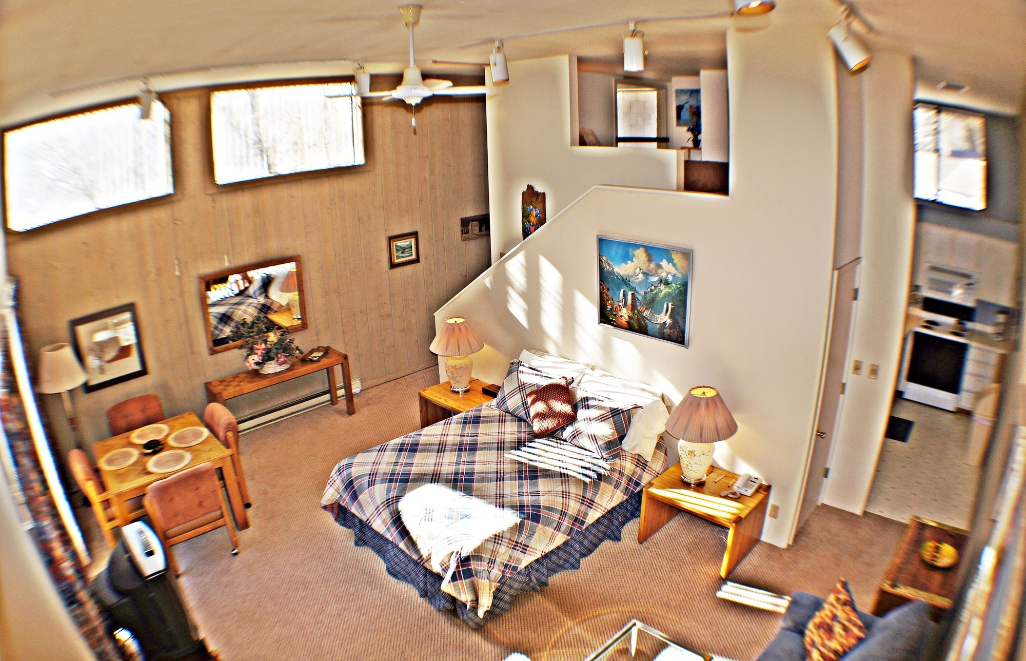 The Snow Queen Lodge and Cooper Street Lofts