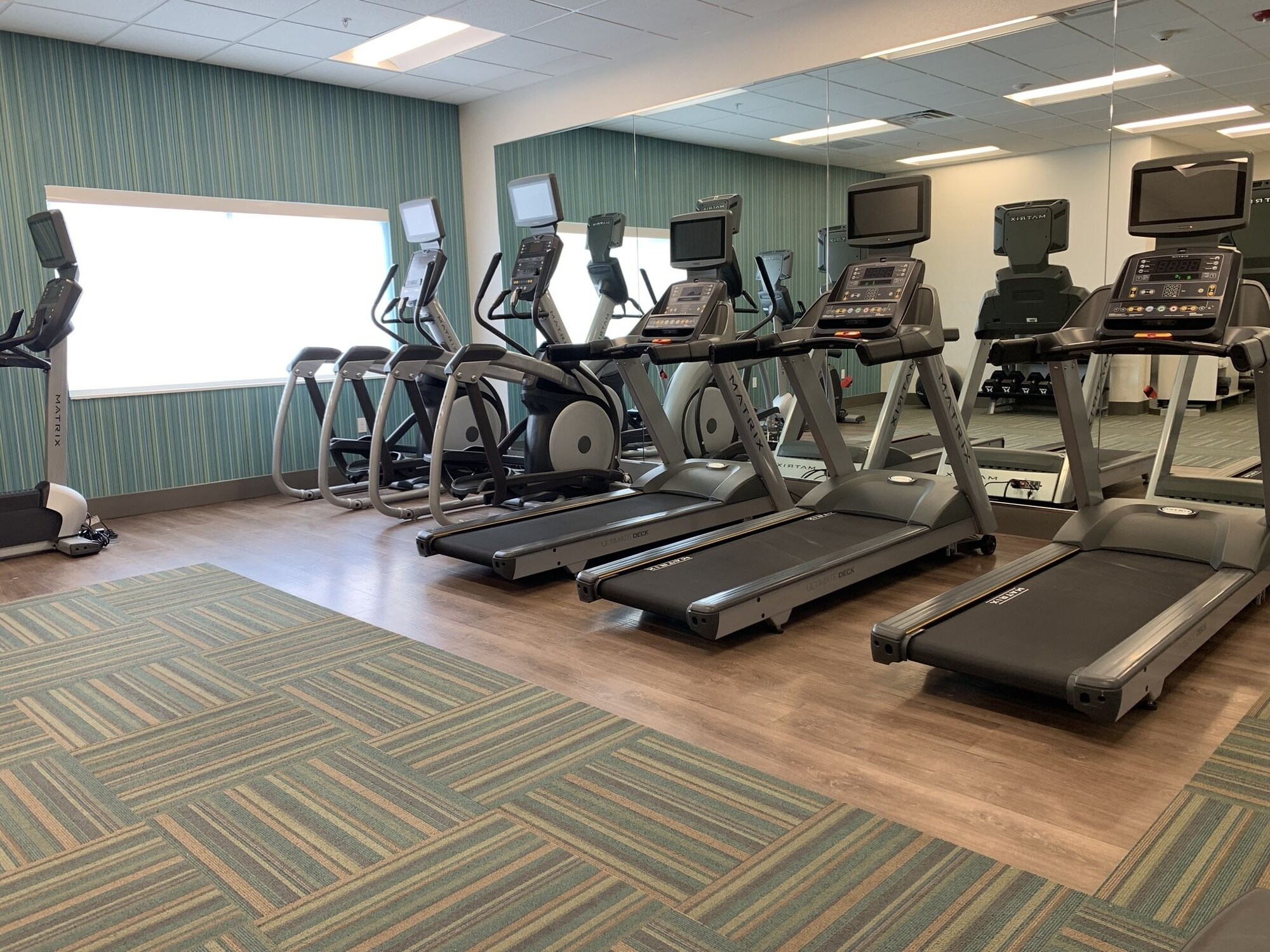 Holiday Inn Express & Suites Denver - Aurora Medical Campus