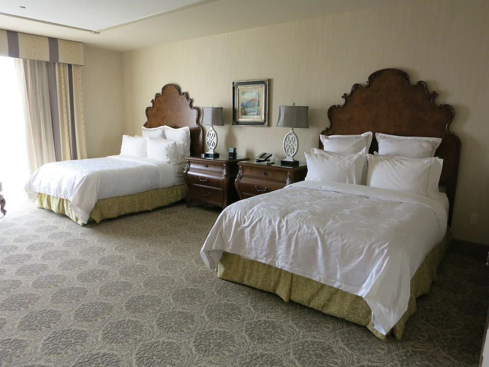 Woolley's Classic Suites