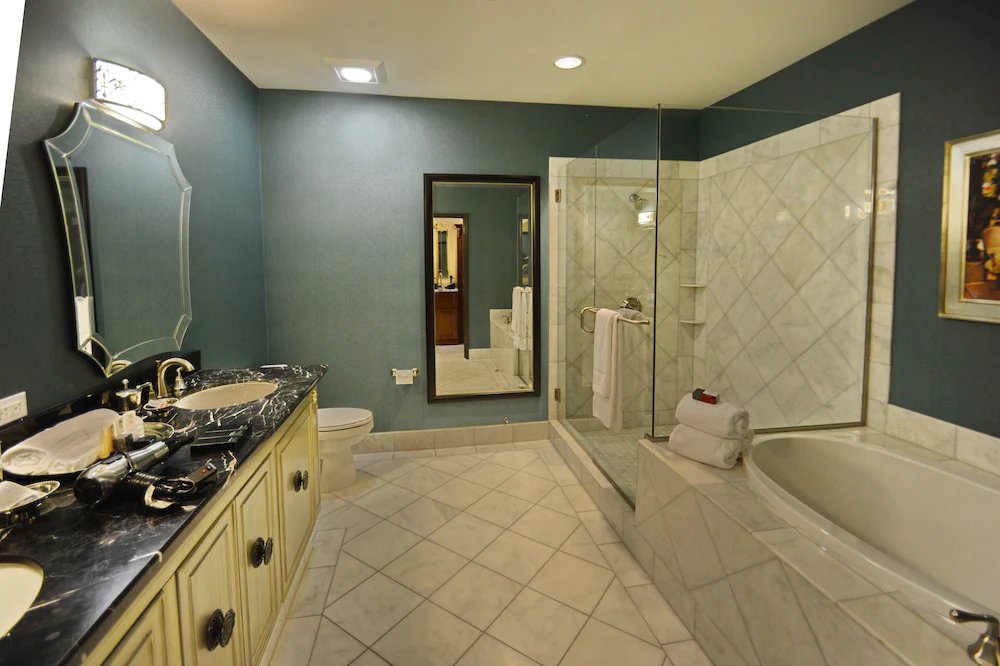 Woolley's Classic Suites