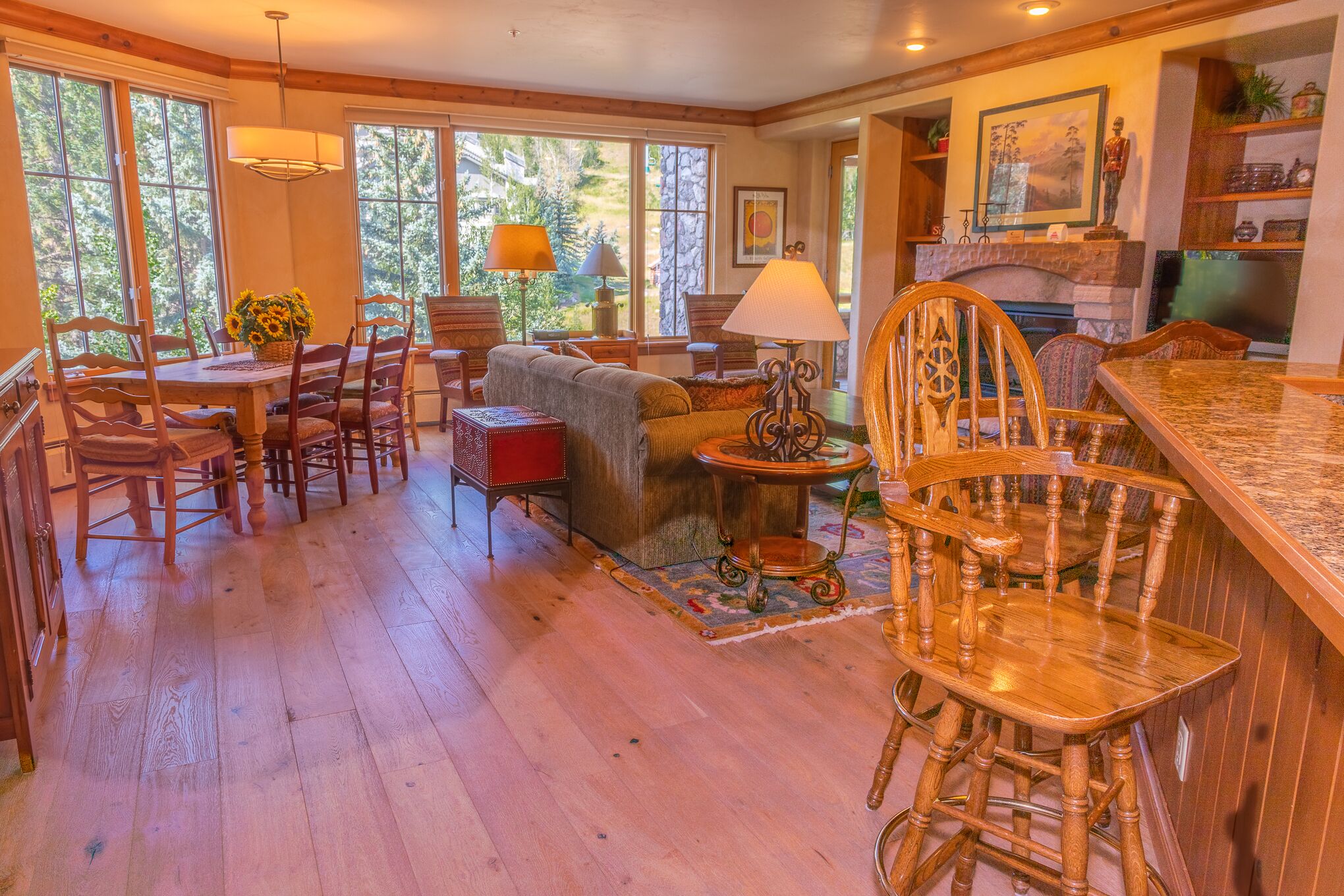Elkhorn Lodge