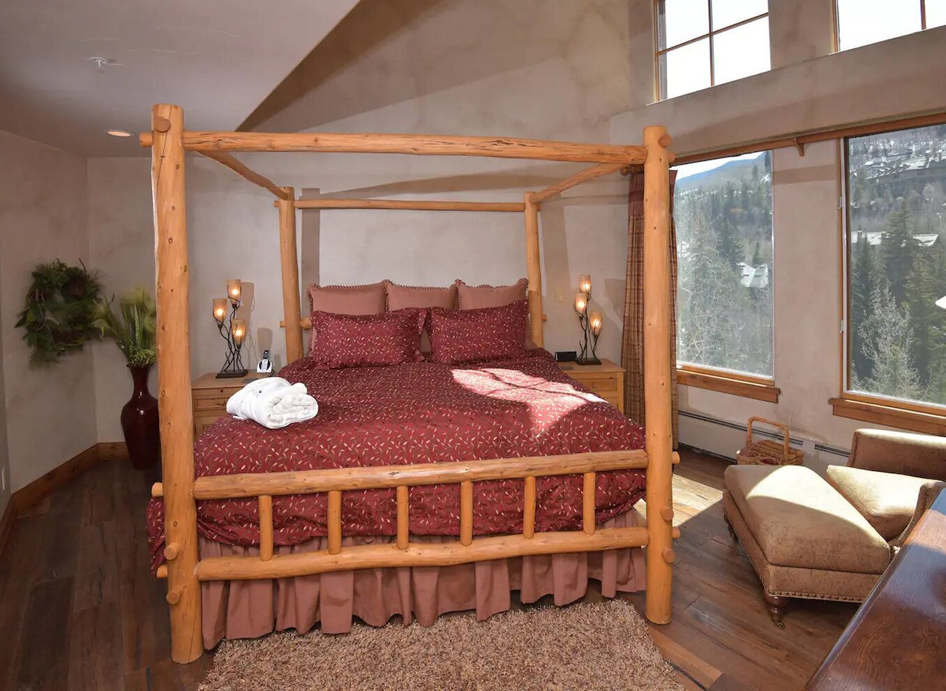 Elkhorn Lodge