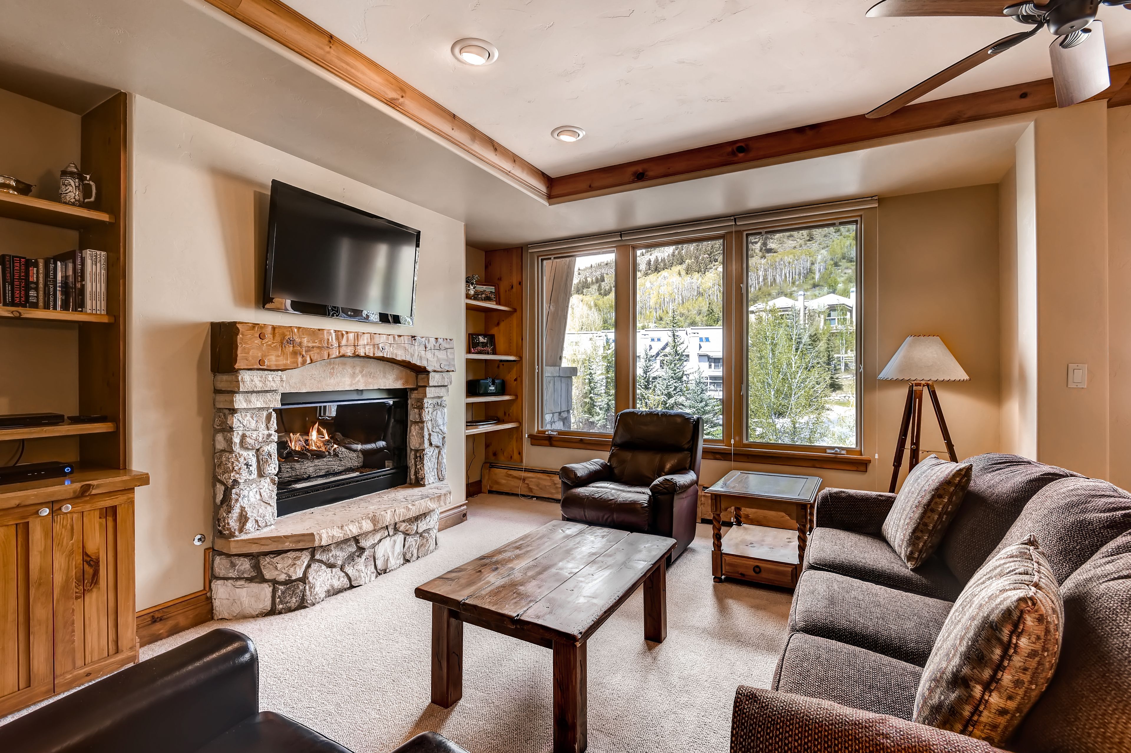 Elkhorn Lodge