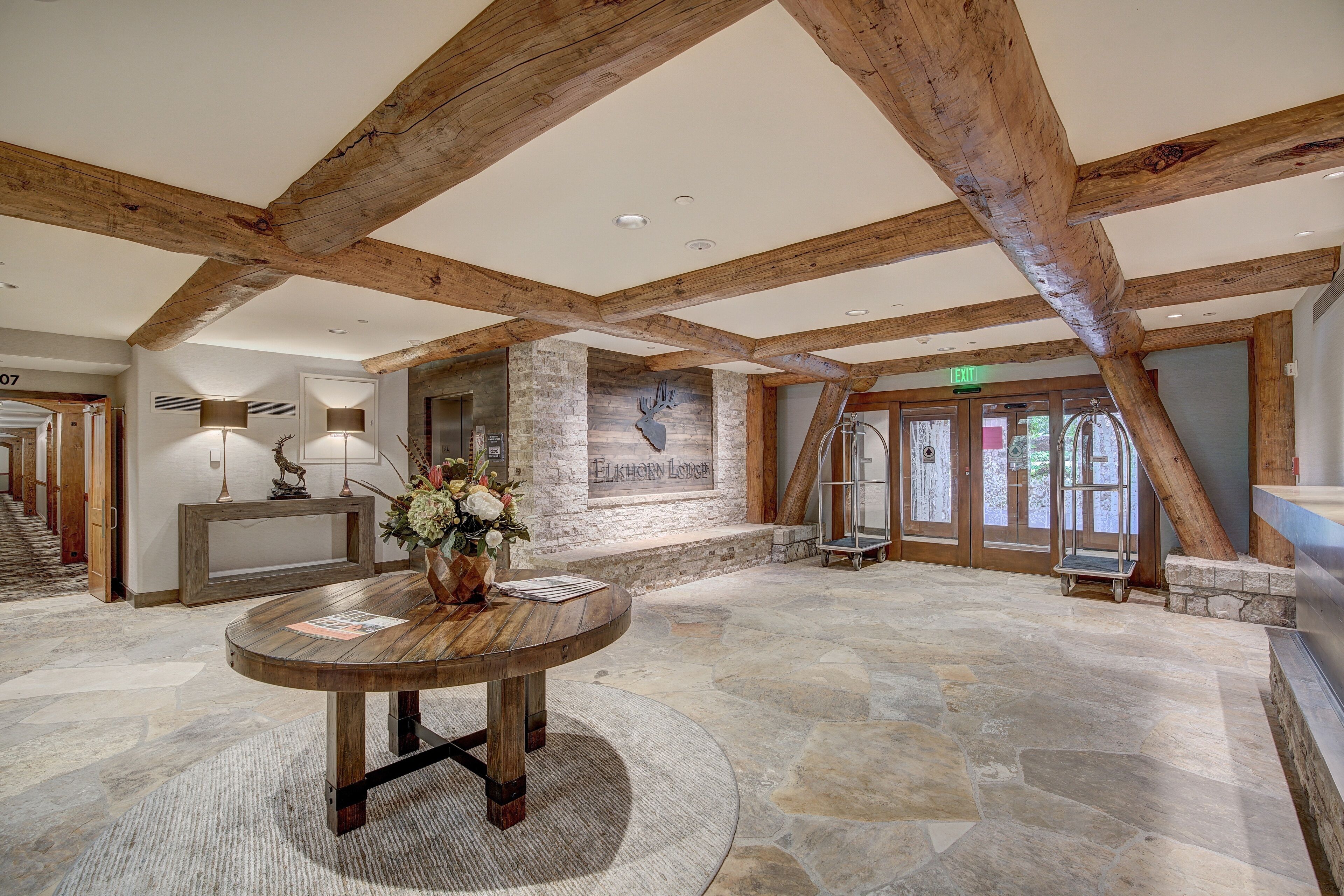 Elkhorn Lodge