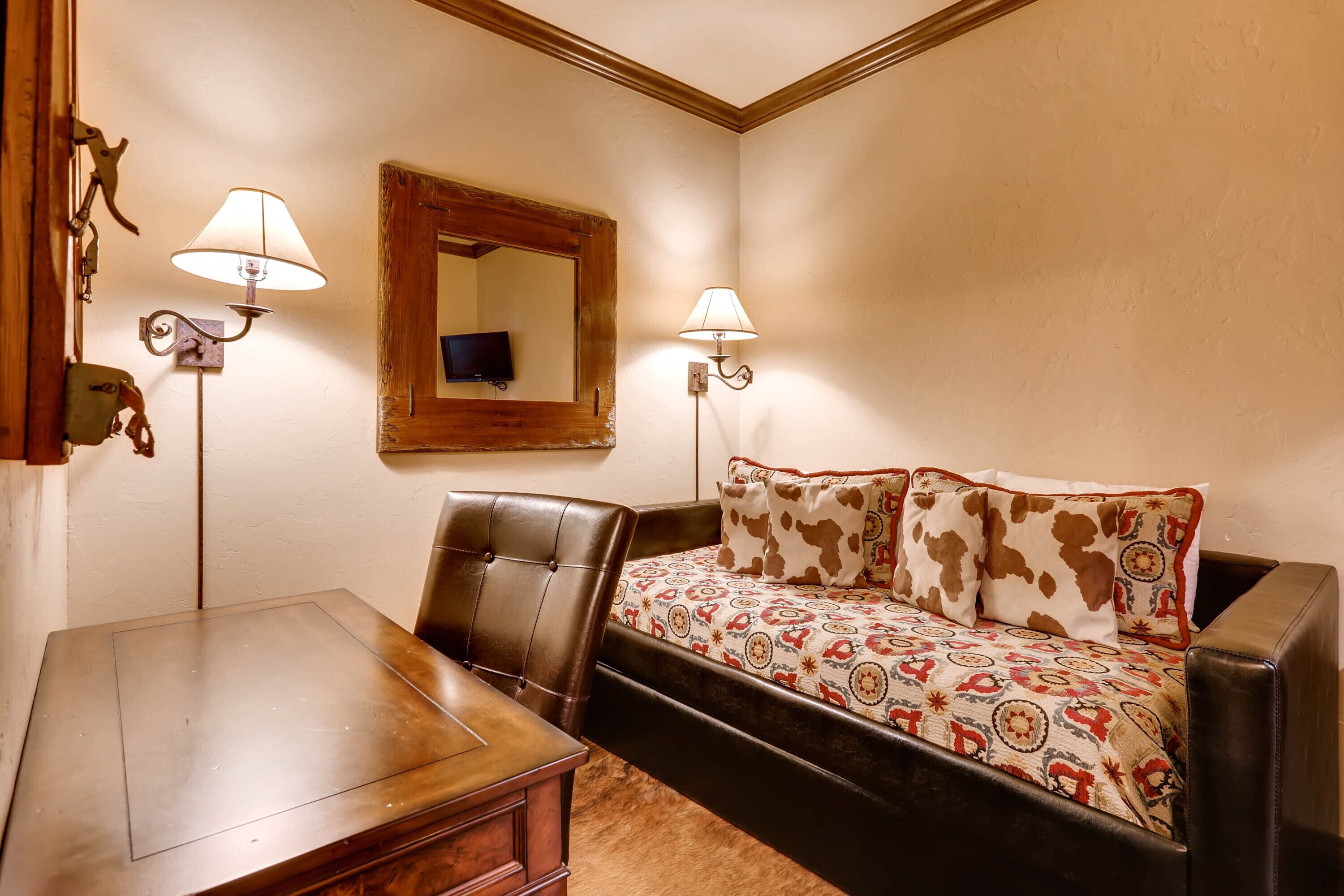 Highlands Lodge