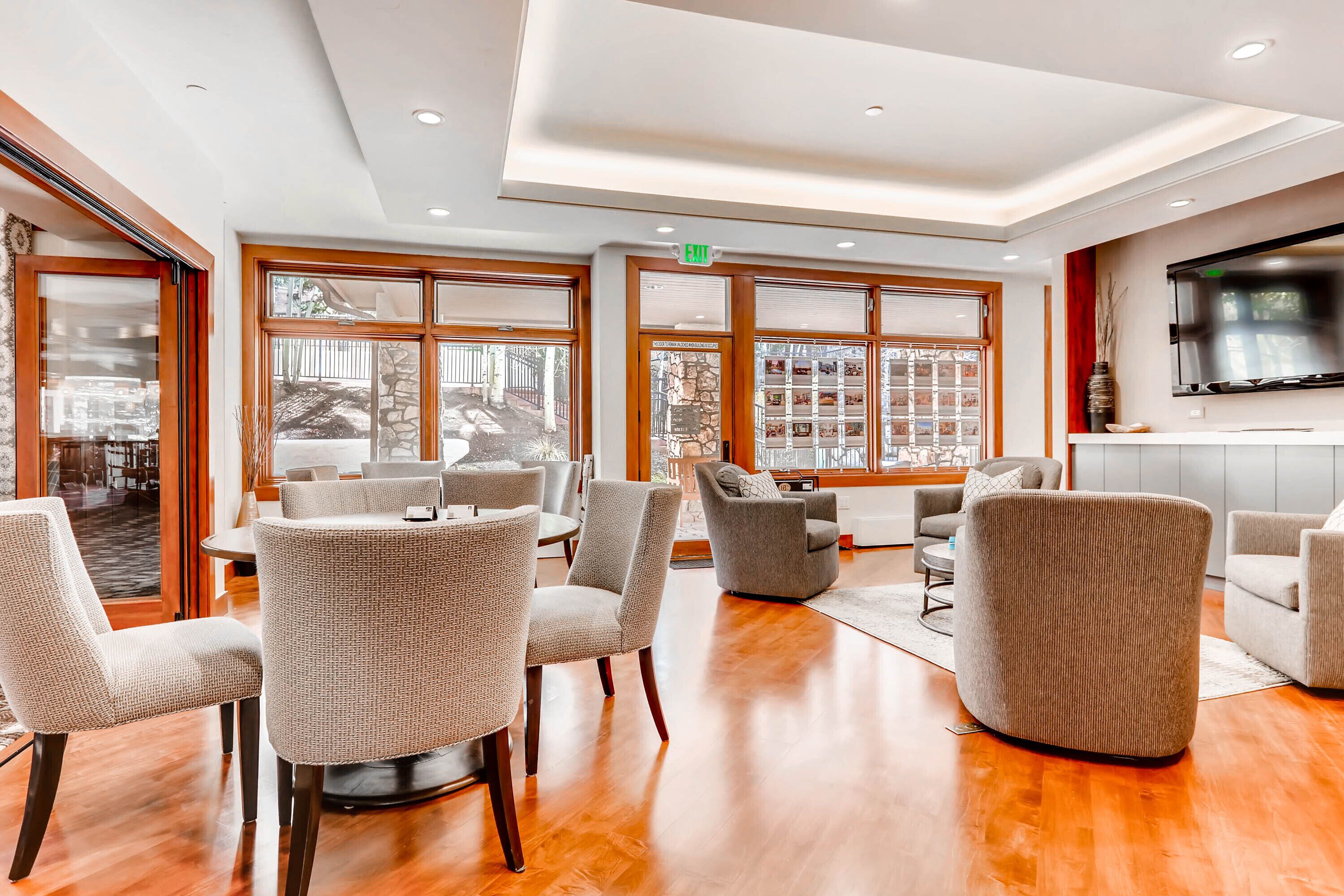 Highlands Lodge