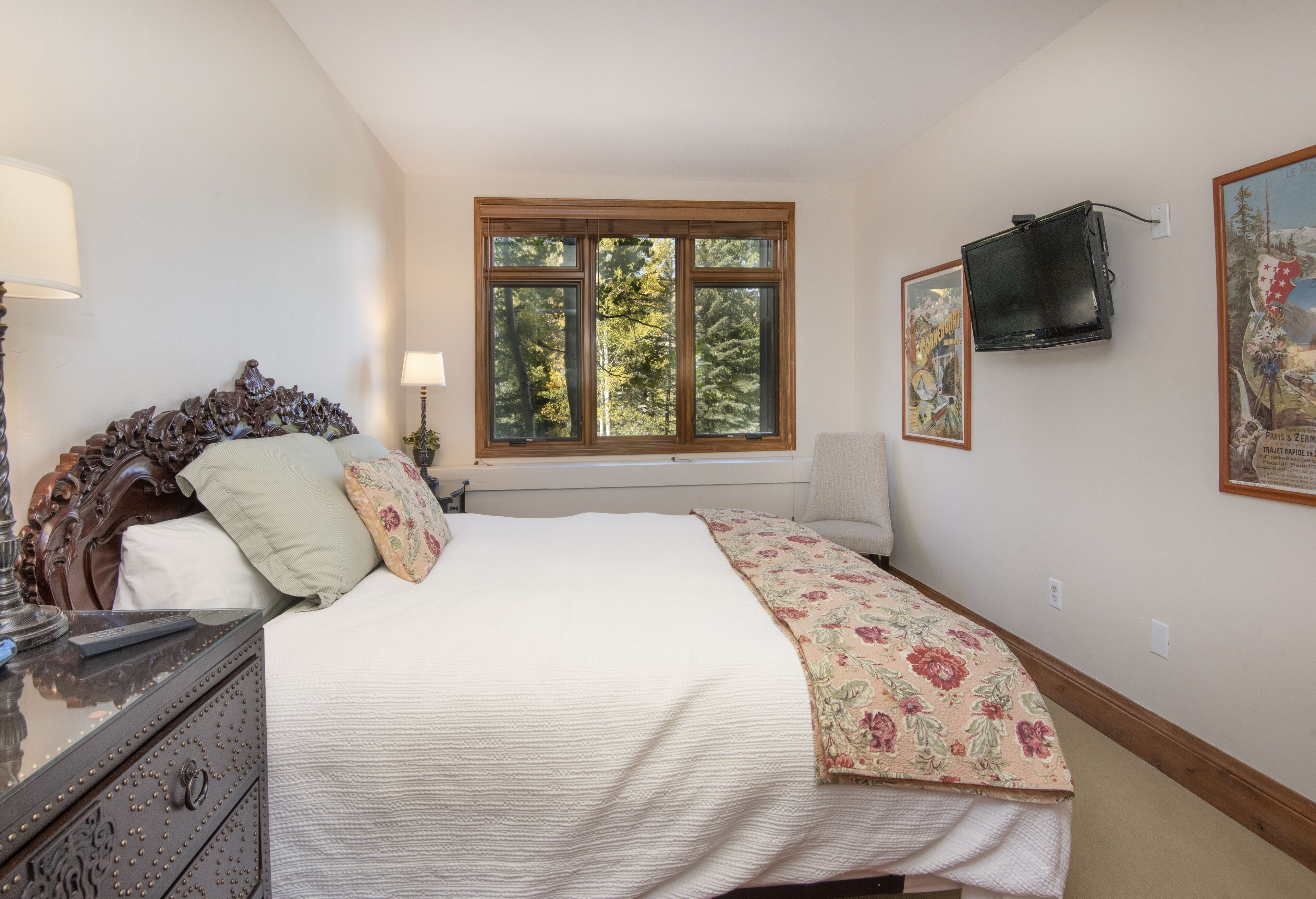 Highlands Lodge