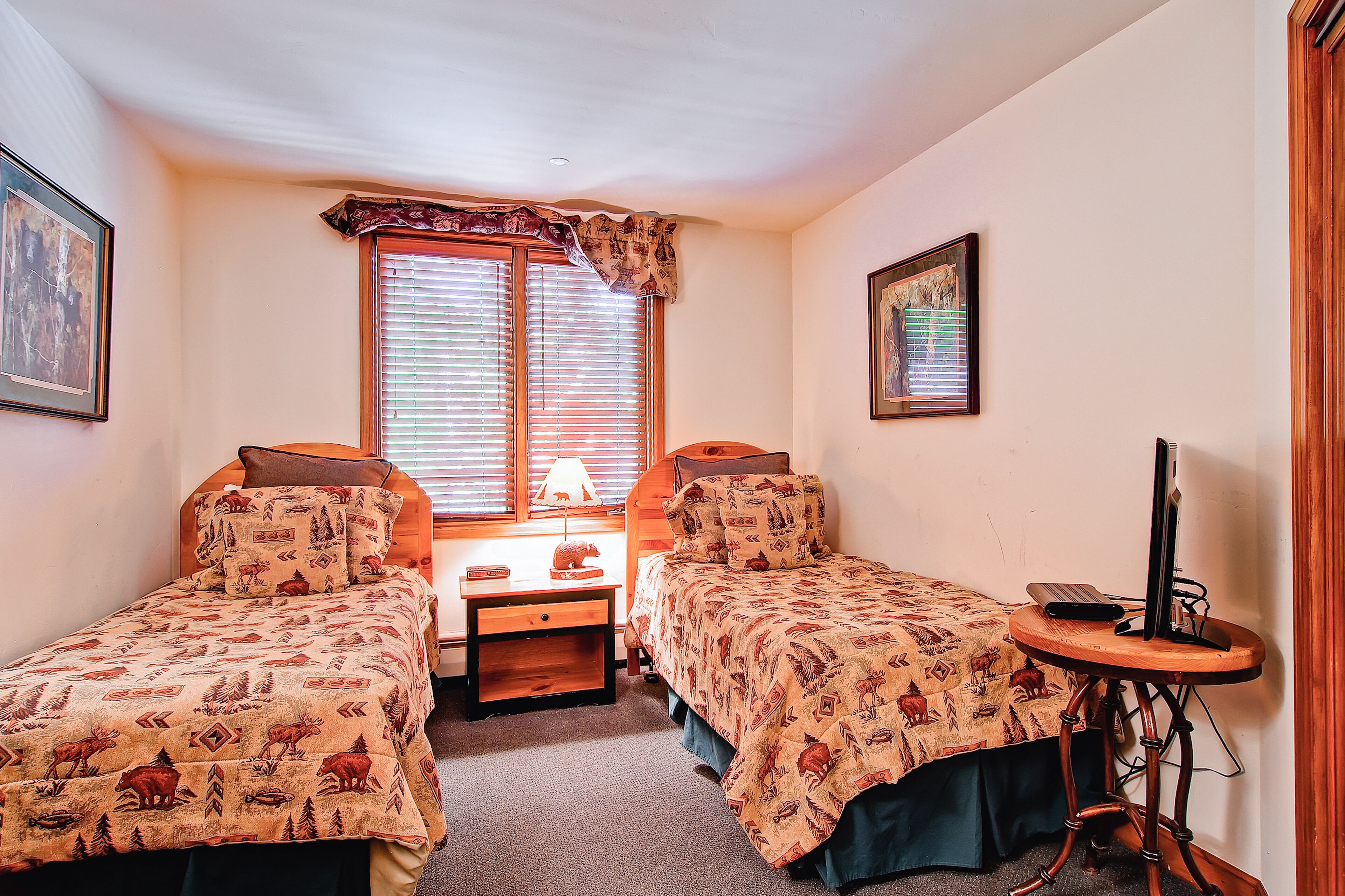 Highlands Lodge