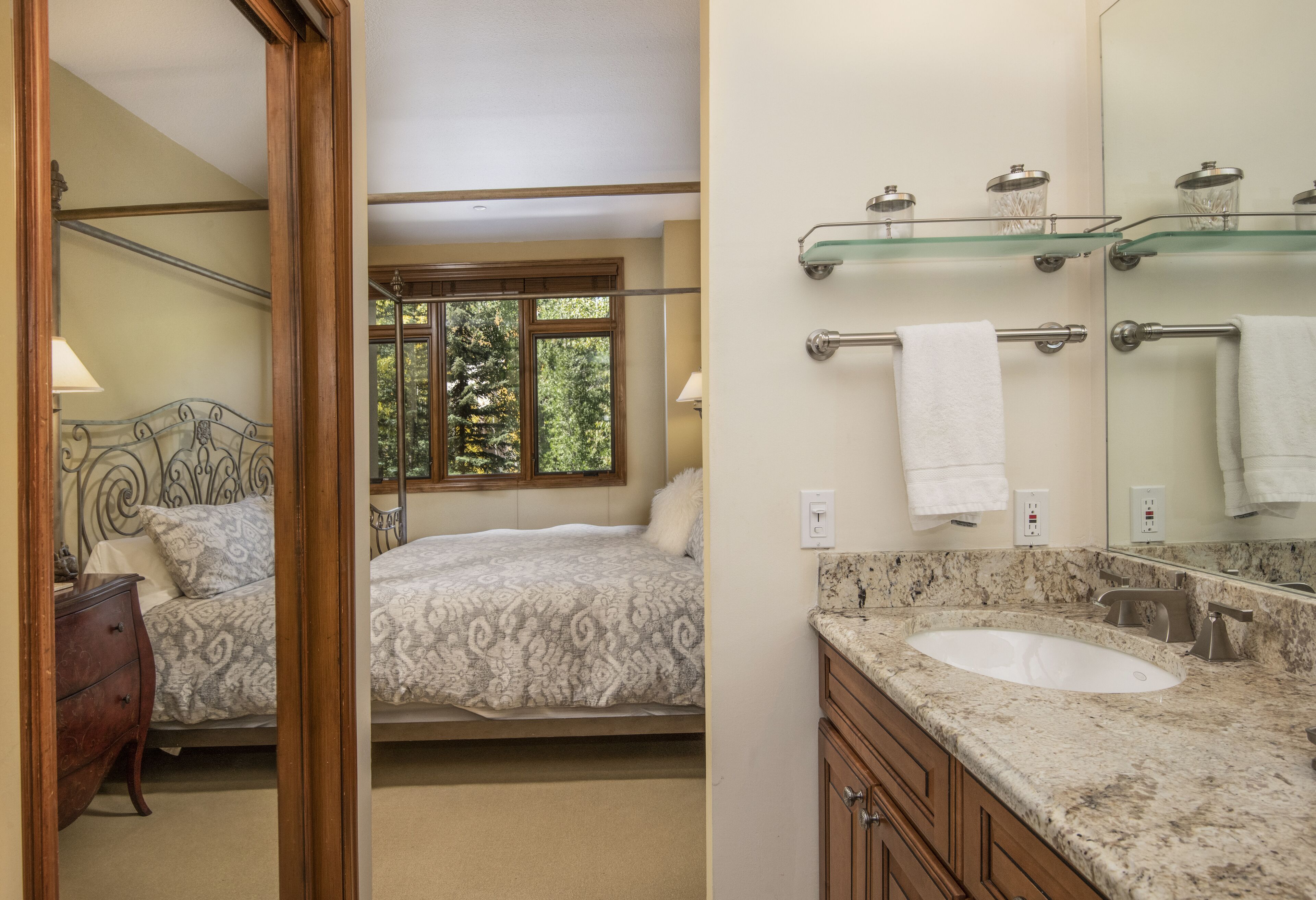 Highlands Lodge