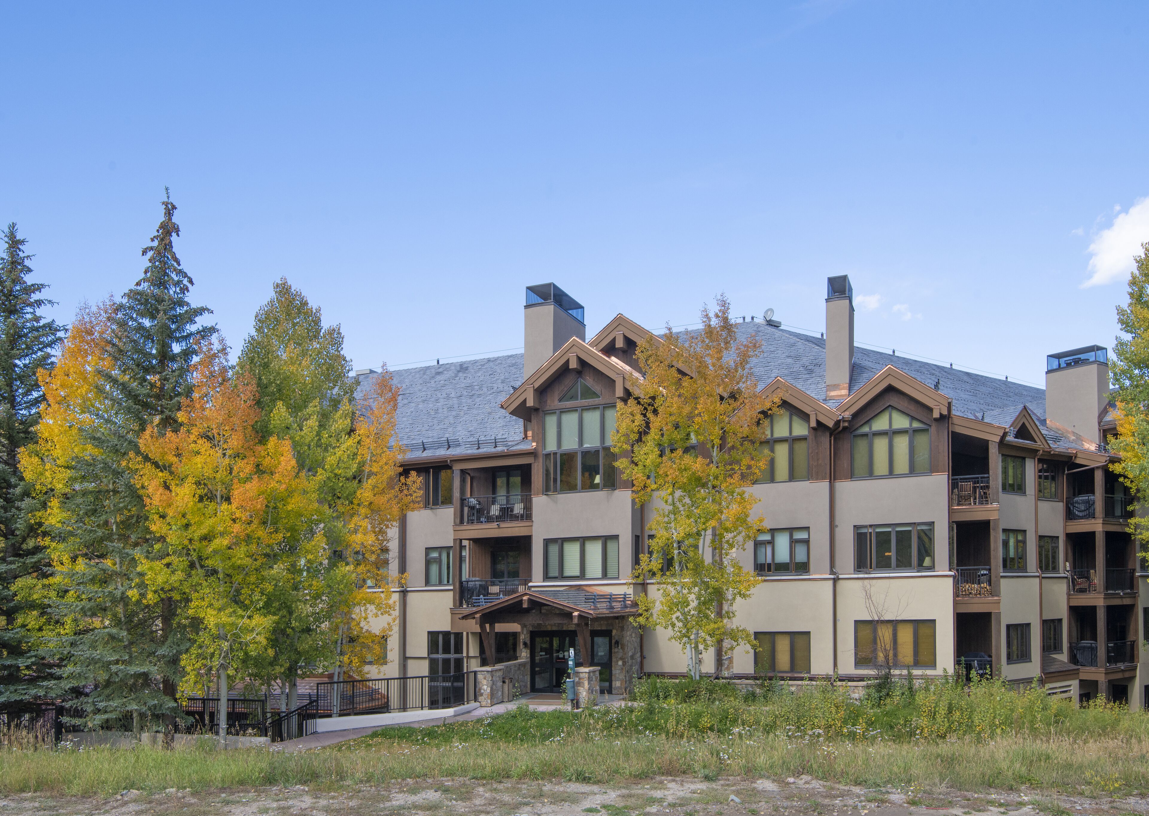 Highlands Lodge