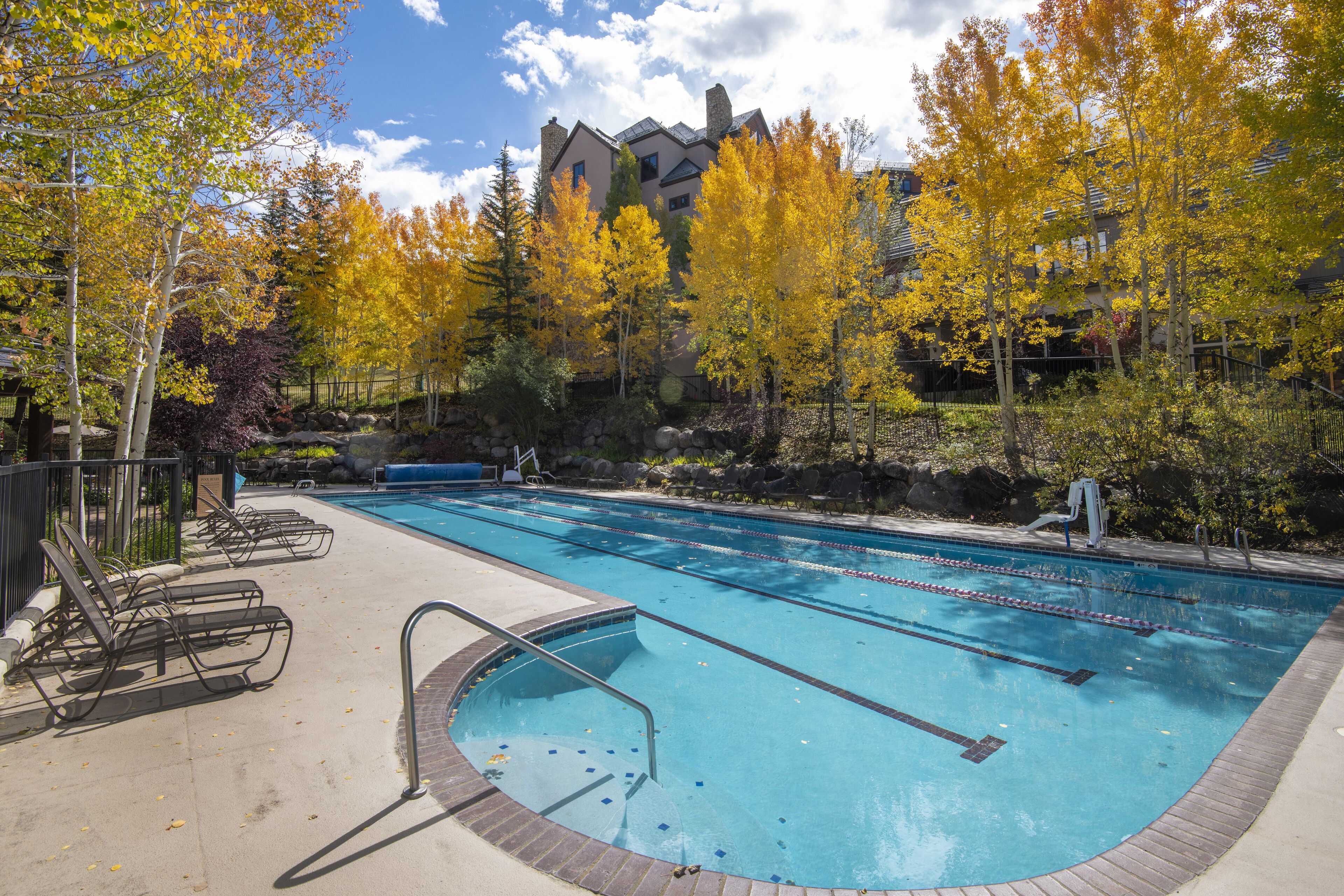 Highlands Lodge