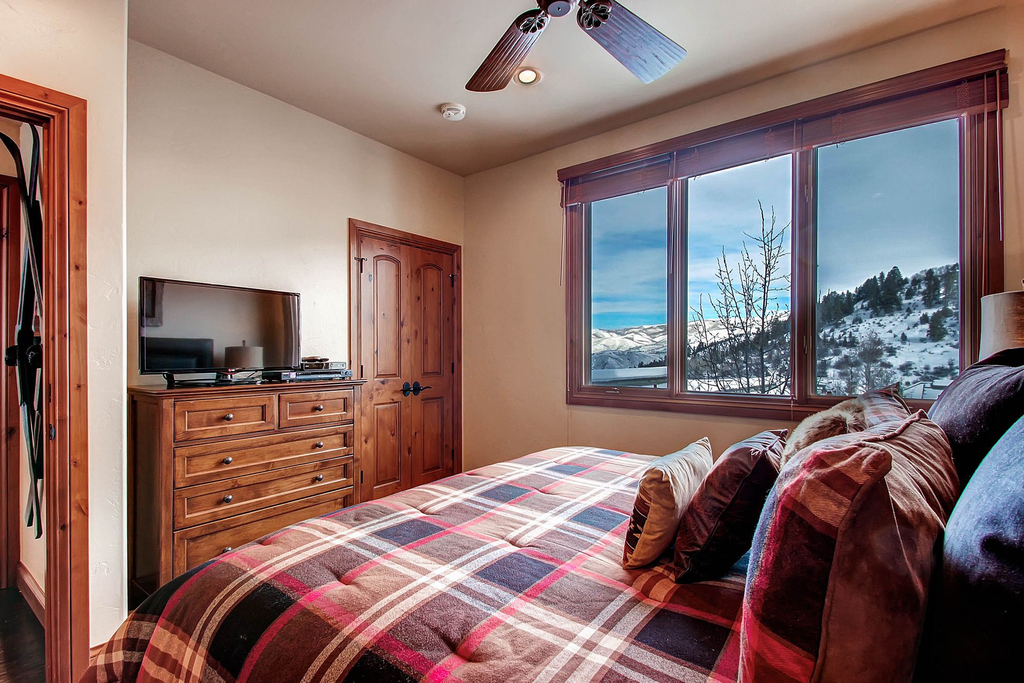 Highlands Slopeside