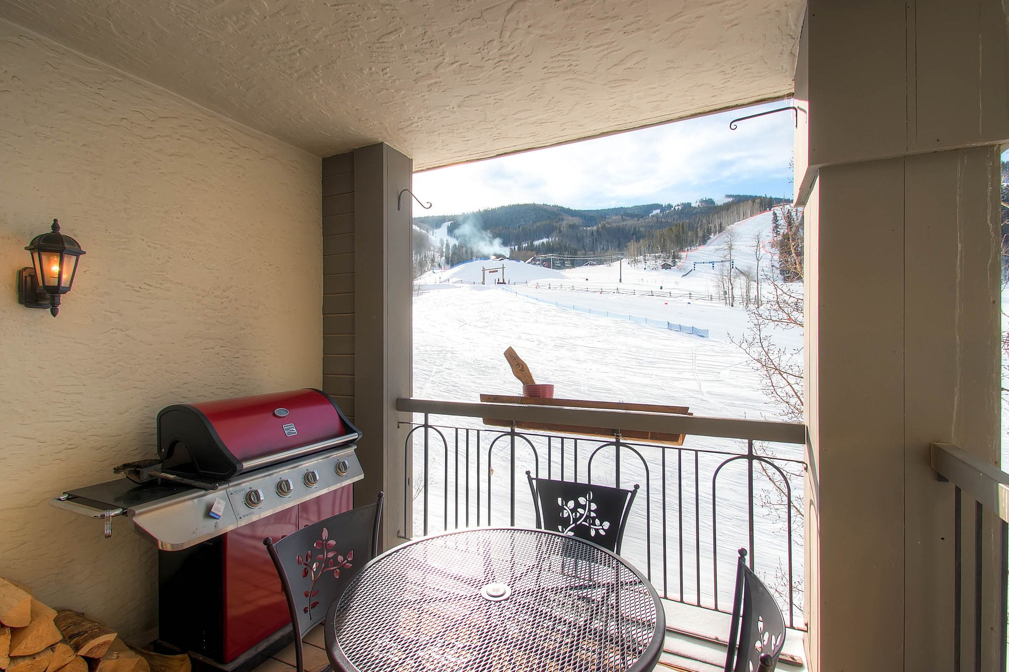 Highlands Slopeside