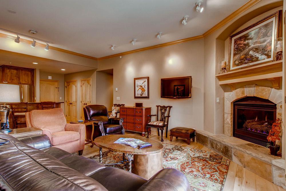 Oxford Court at Beaver Creek