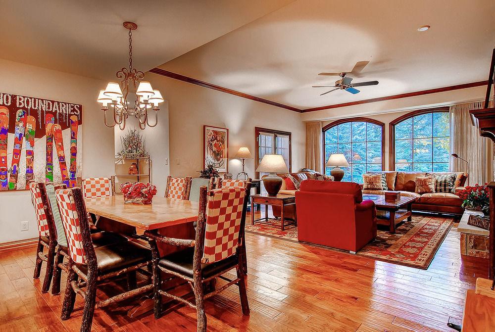 Oxford Court at Beaver Creek
