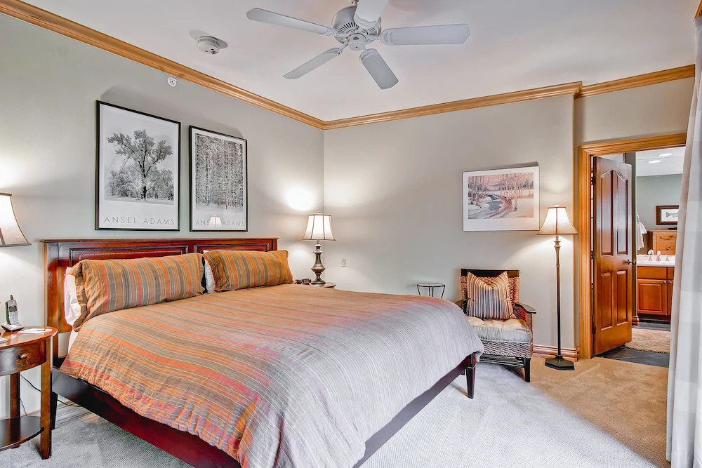 Oxford Court by Beaver Creek Mountain Lodging