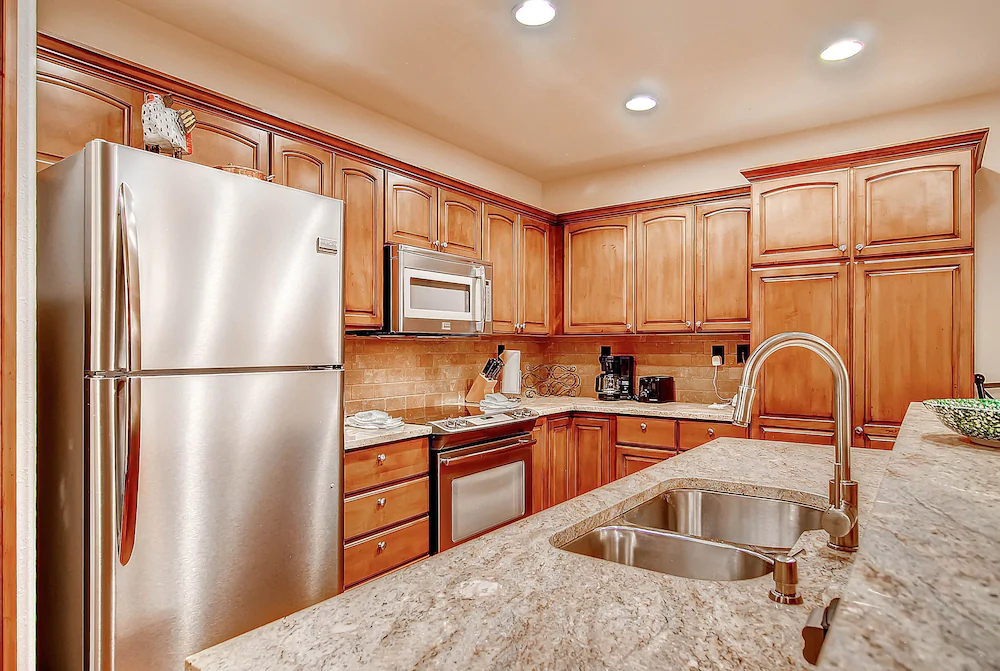 Oxford Court by Beaver Creek Mountain Lodging
