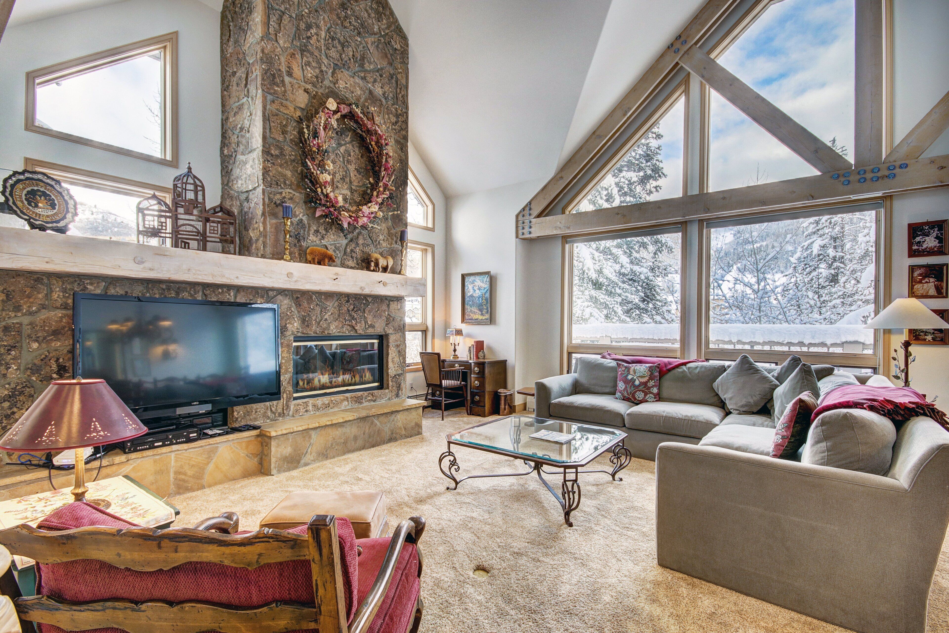 The Pines Lodge