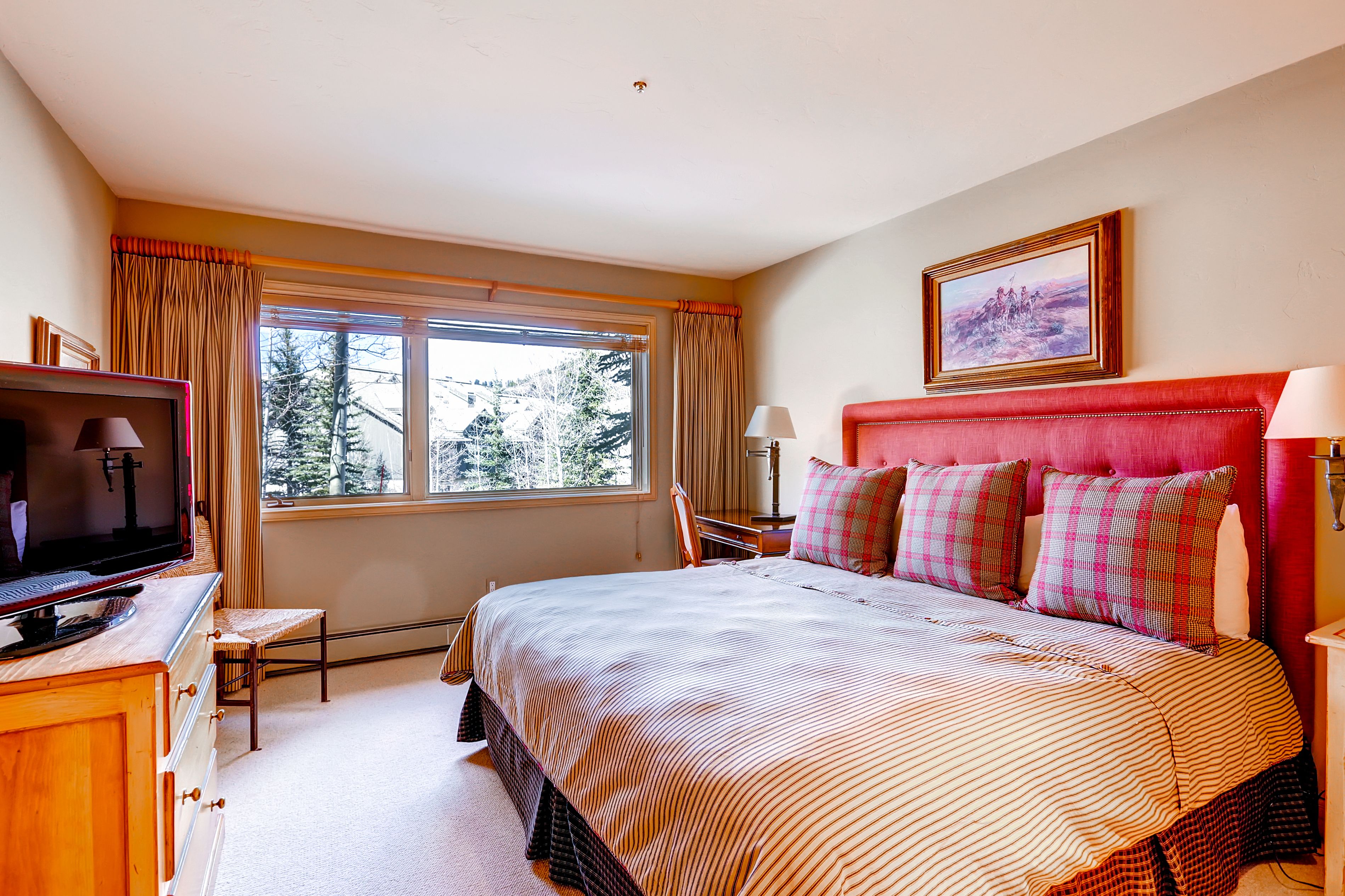 The Pines Lodge