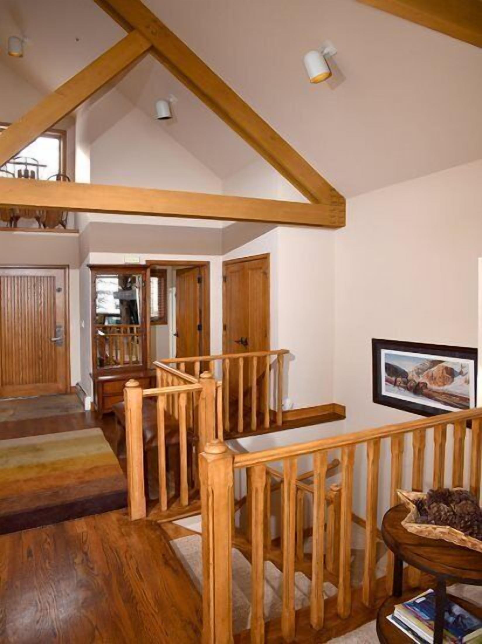The Pines Lodge